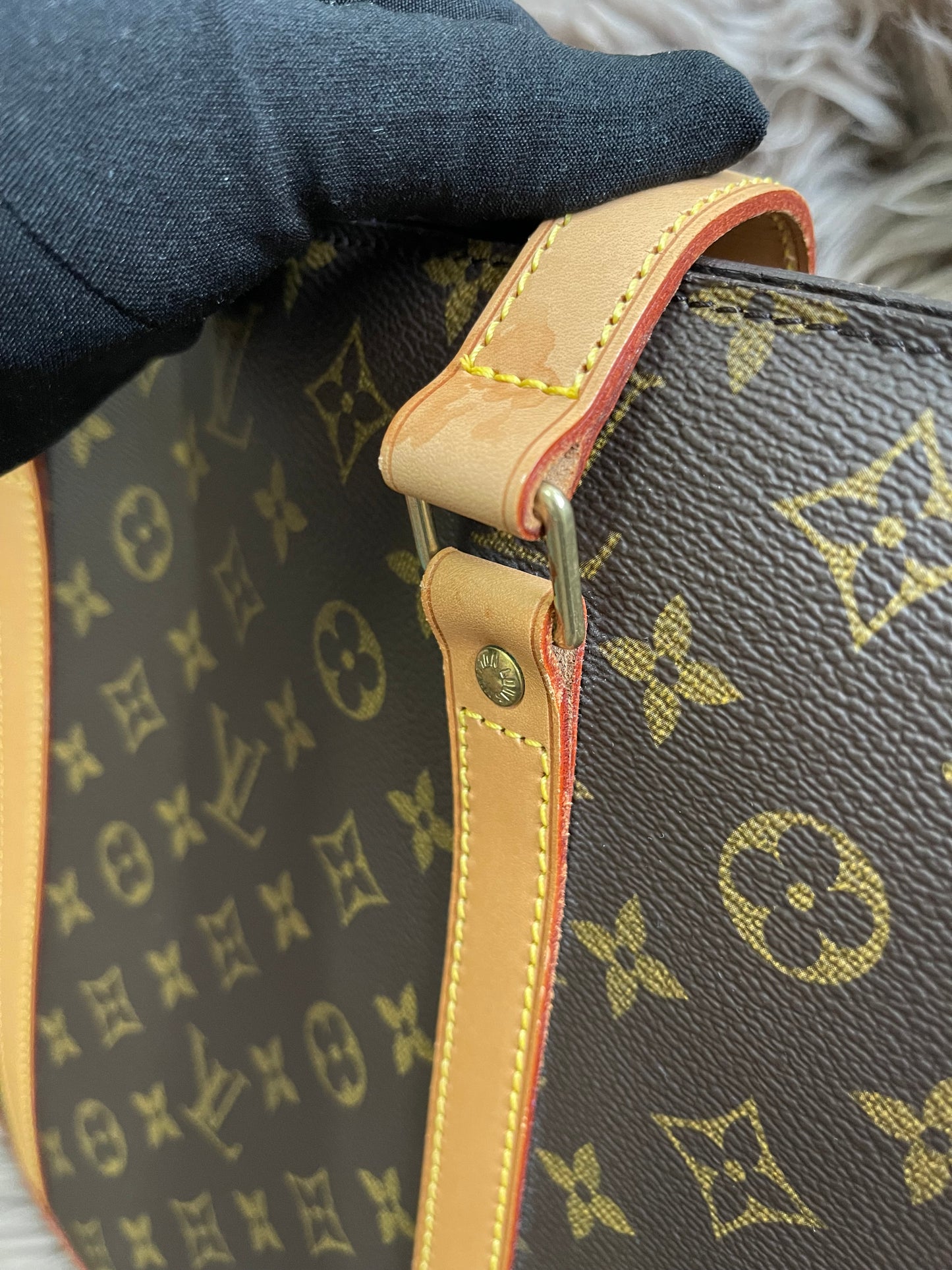 🔥 Big Drop Alert + Extra Discount! 🔥 Preloved Louis Vuitton 2006 Babylone tote bag