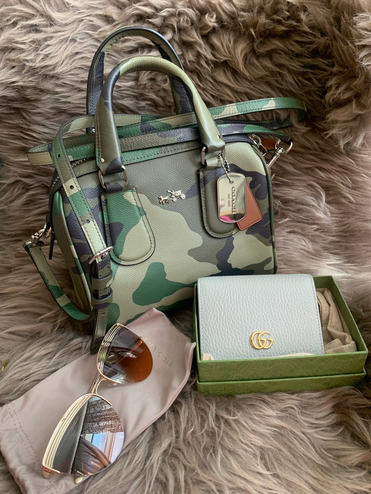 Gucci
GG Marmont card case wallet