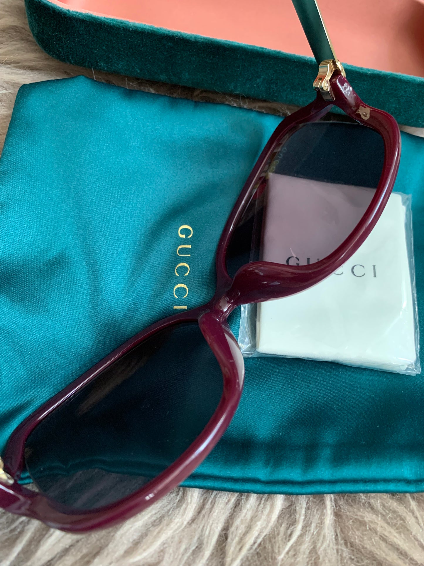 Gucci Burgundy/Black GG00765 Butterfly Sunglasses