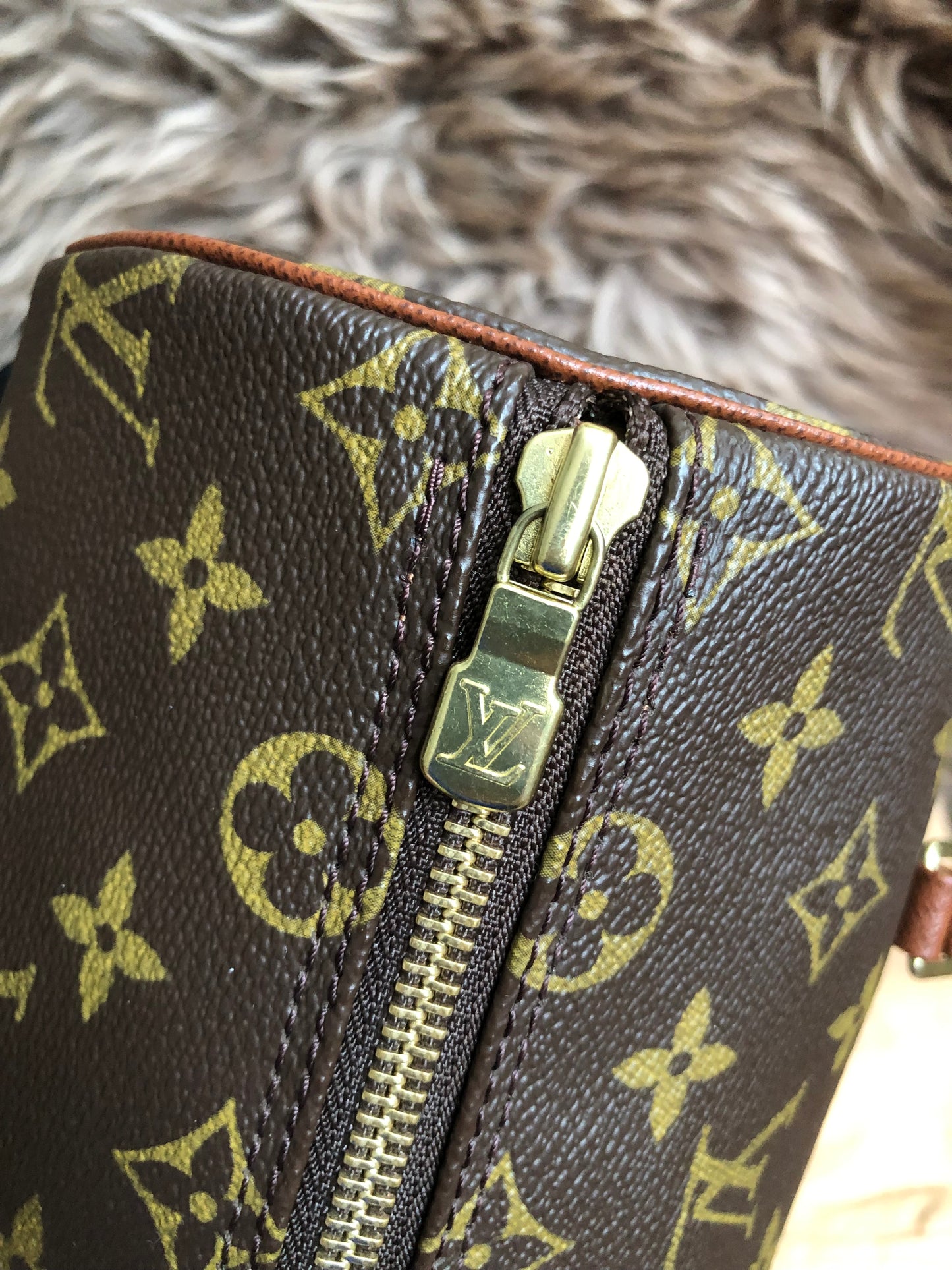 Preloved Louis Vuitton Papillon Monogram