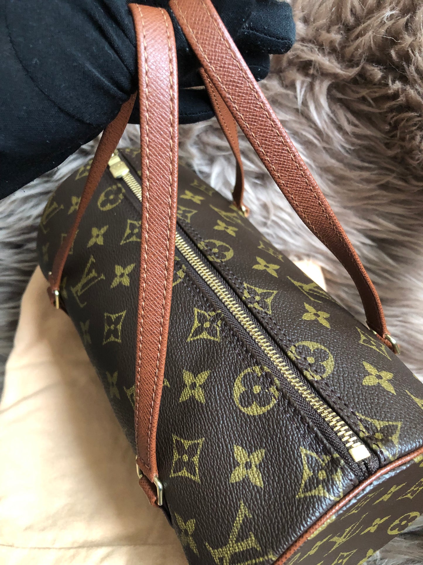 Preloved Louis Vuitton Papillon Monogram