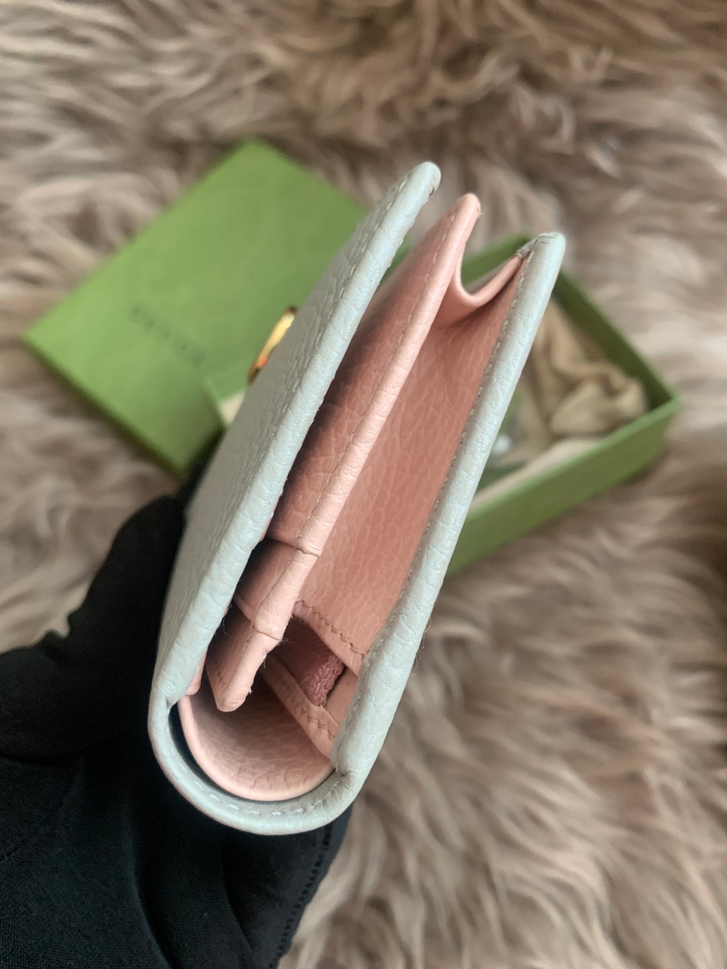 Gucci
GG Marmont card case wallet