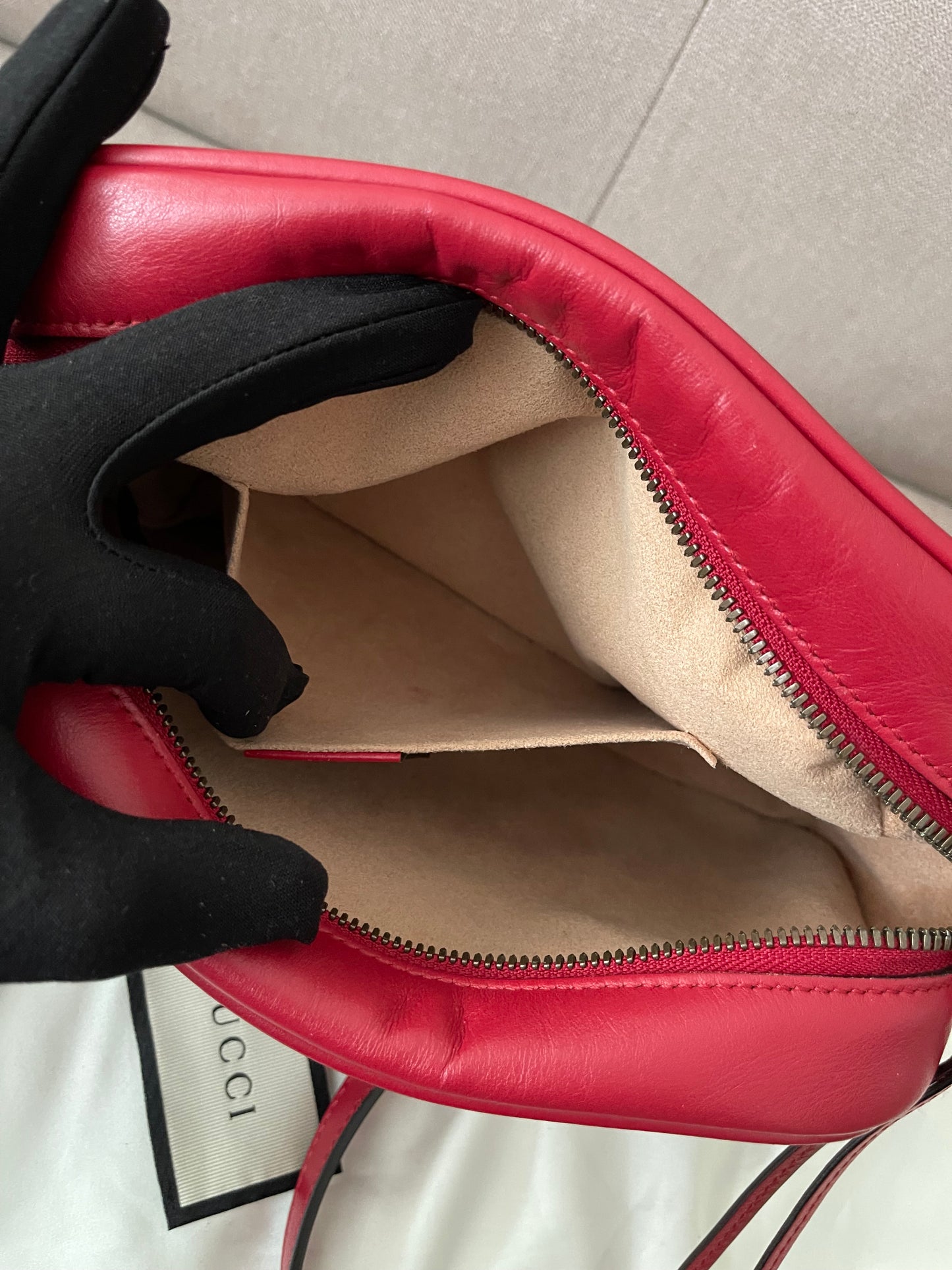 Preloved Authentic Gucci GG Marmont Camera Bag