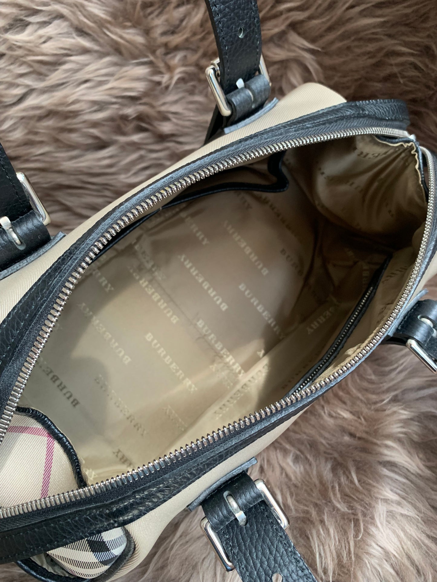 Burberry Nova Check Bowling Boston