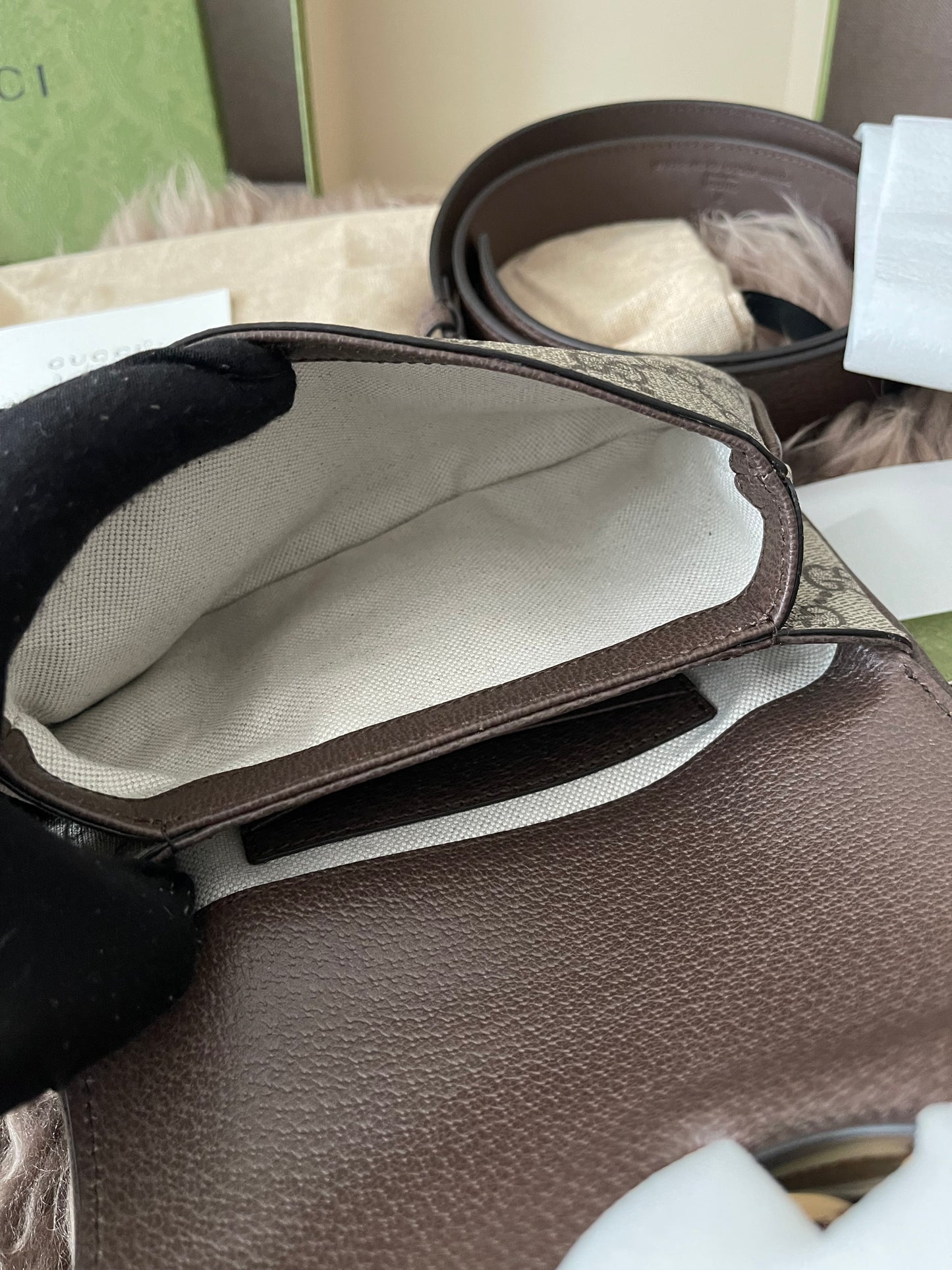 Preloved Authentic Unused Gucci Blondie Belt Bag