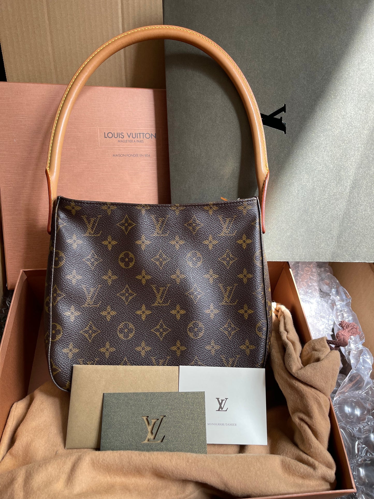 Preloved Louis Vuitton Mini looping