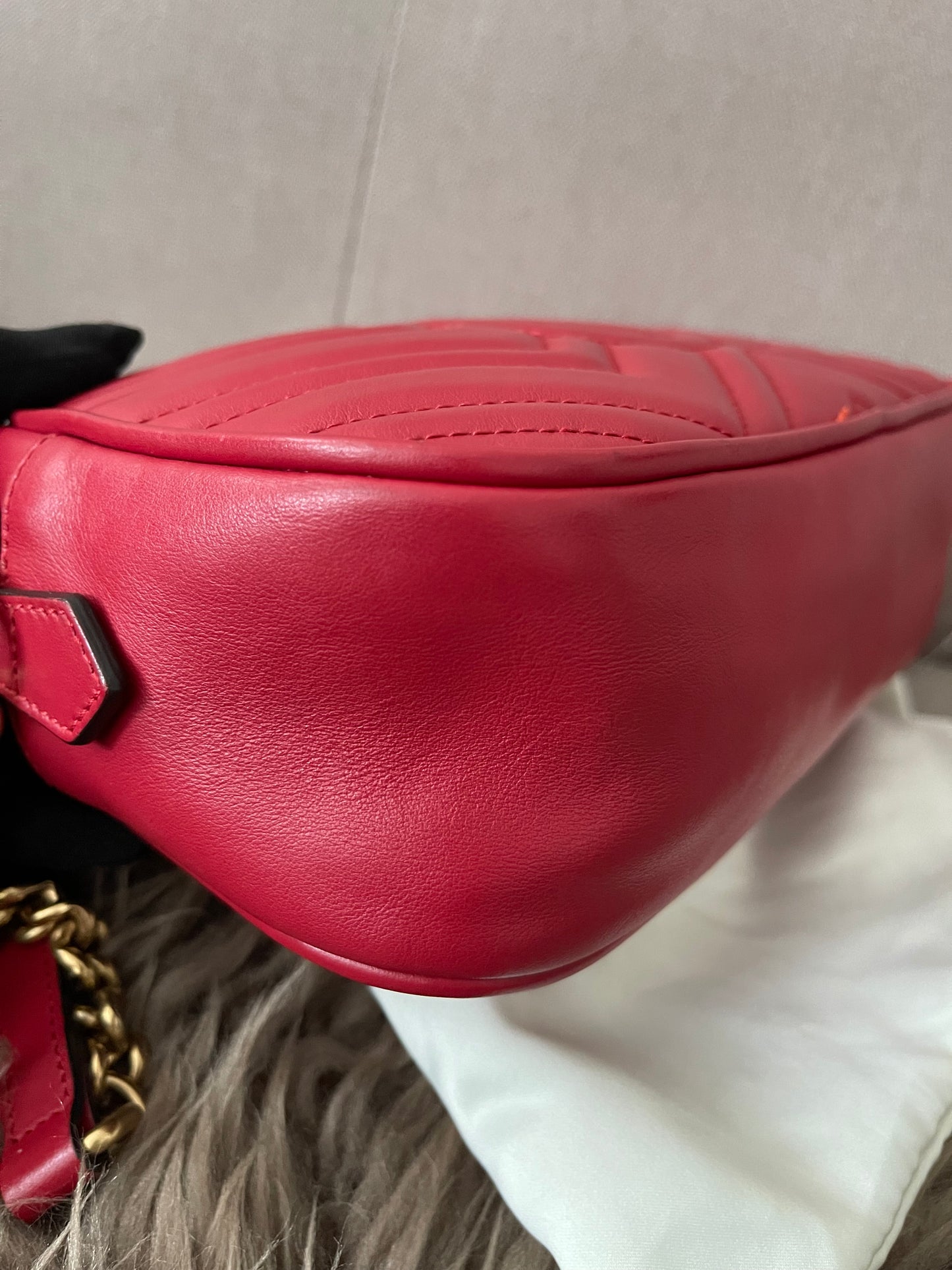 Preloved Authentic Gucci GG Marmont Camera Bag
