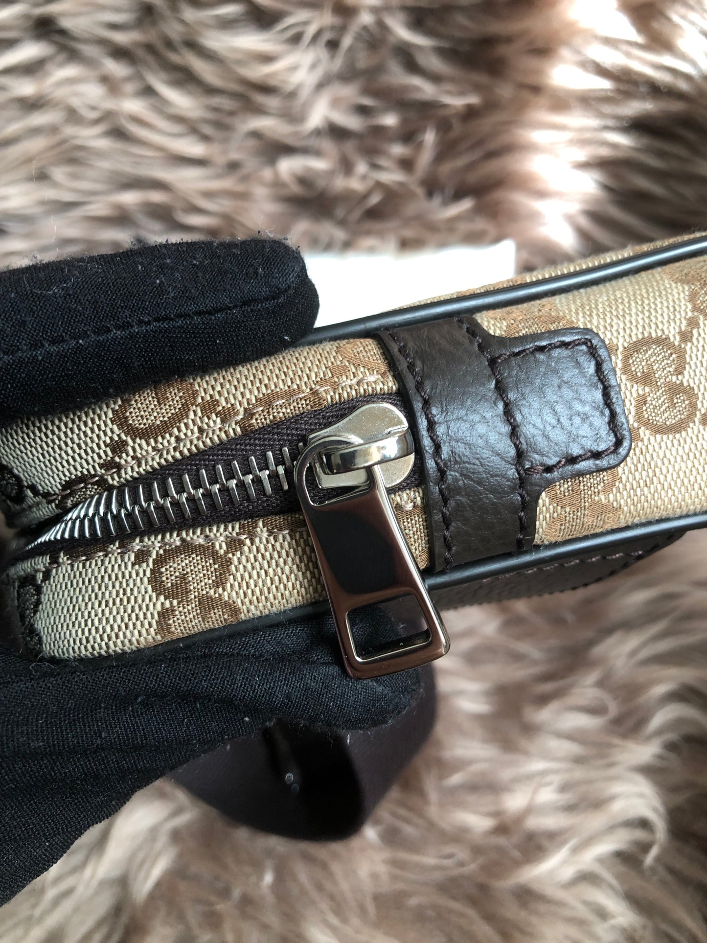 Preloved Gucci Waist Belt Bag GG Canvas
