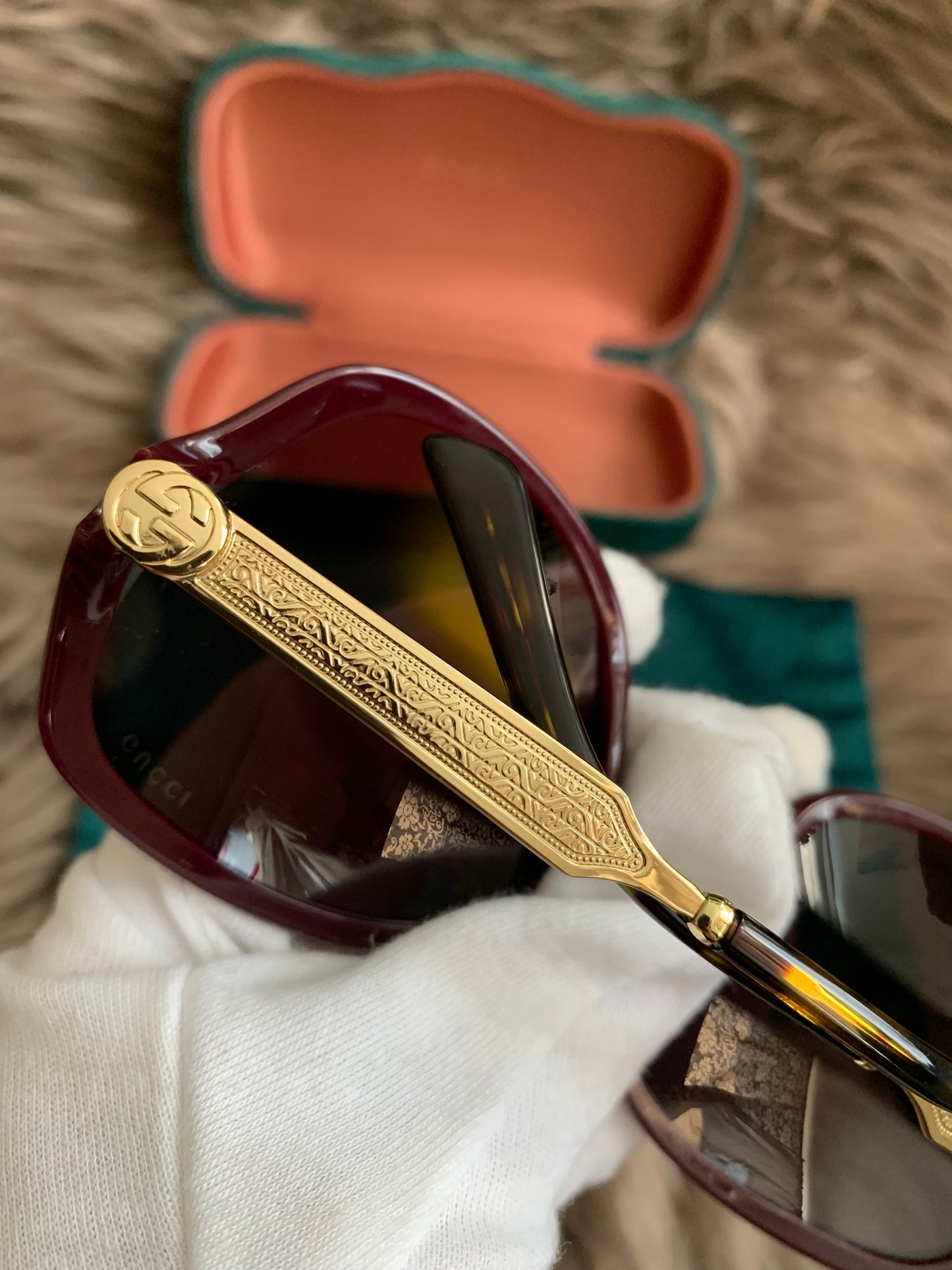Gucci Burgundy/Black GG00765 Butterfly Sunglasses