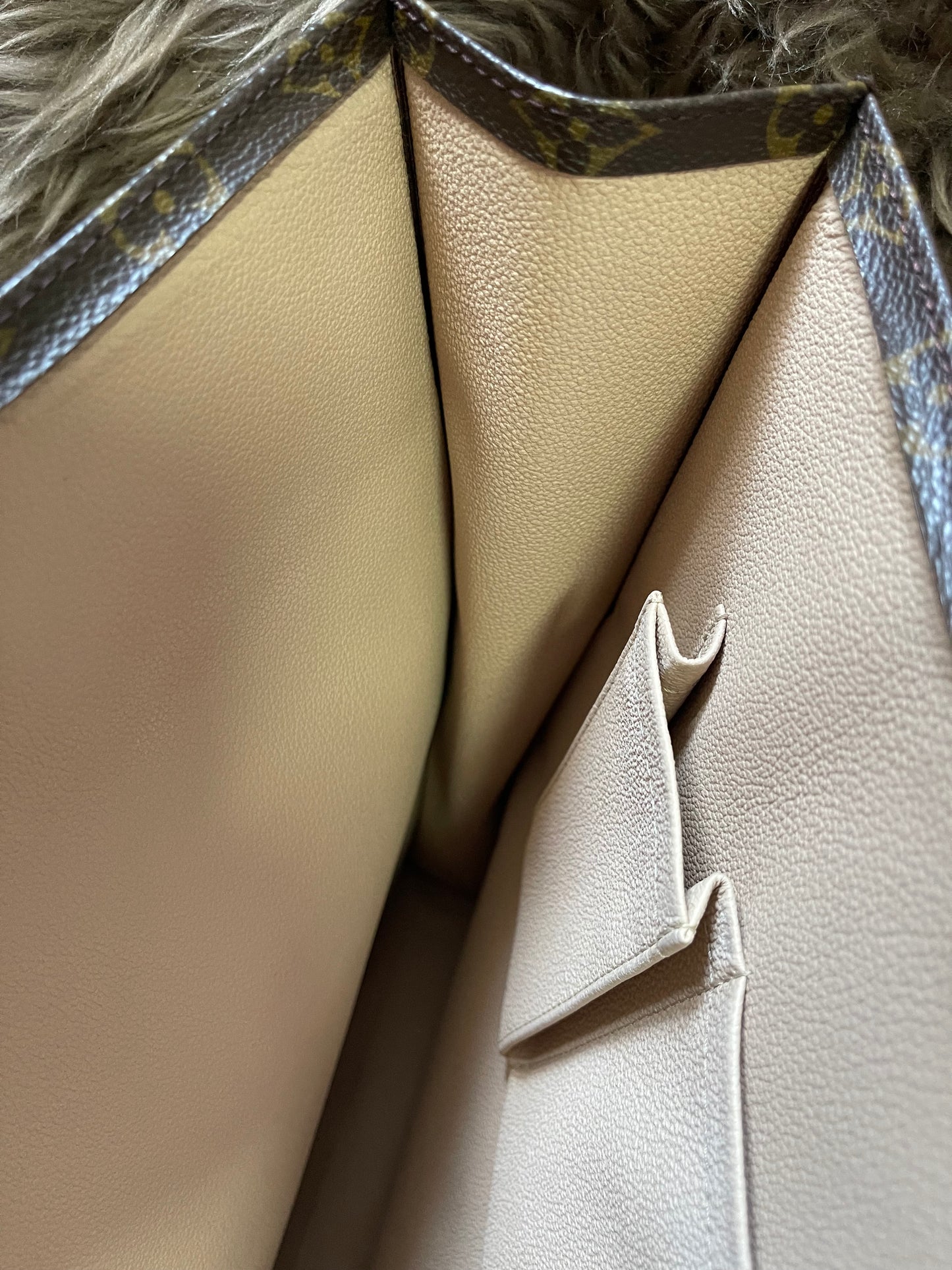 Preloved Louis Vuitton 2005 Sac Plat tote bag