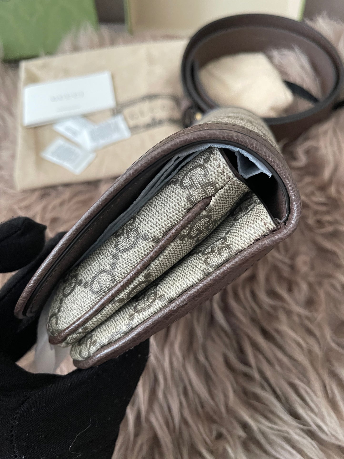 Preloved Authentic Unused Gucci Blondie Belt Bag