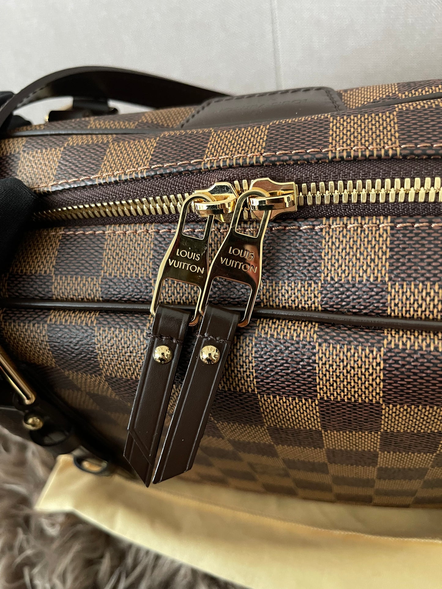Preloved Authentic Louis Vuitton Damier Rivington PM shoulder bag