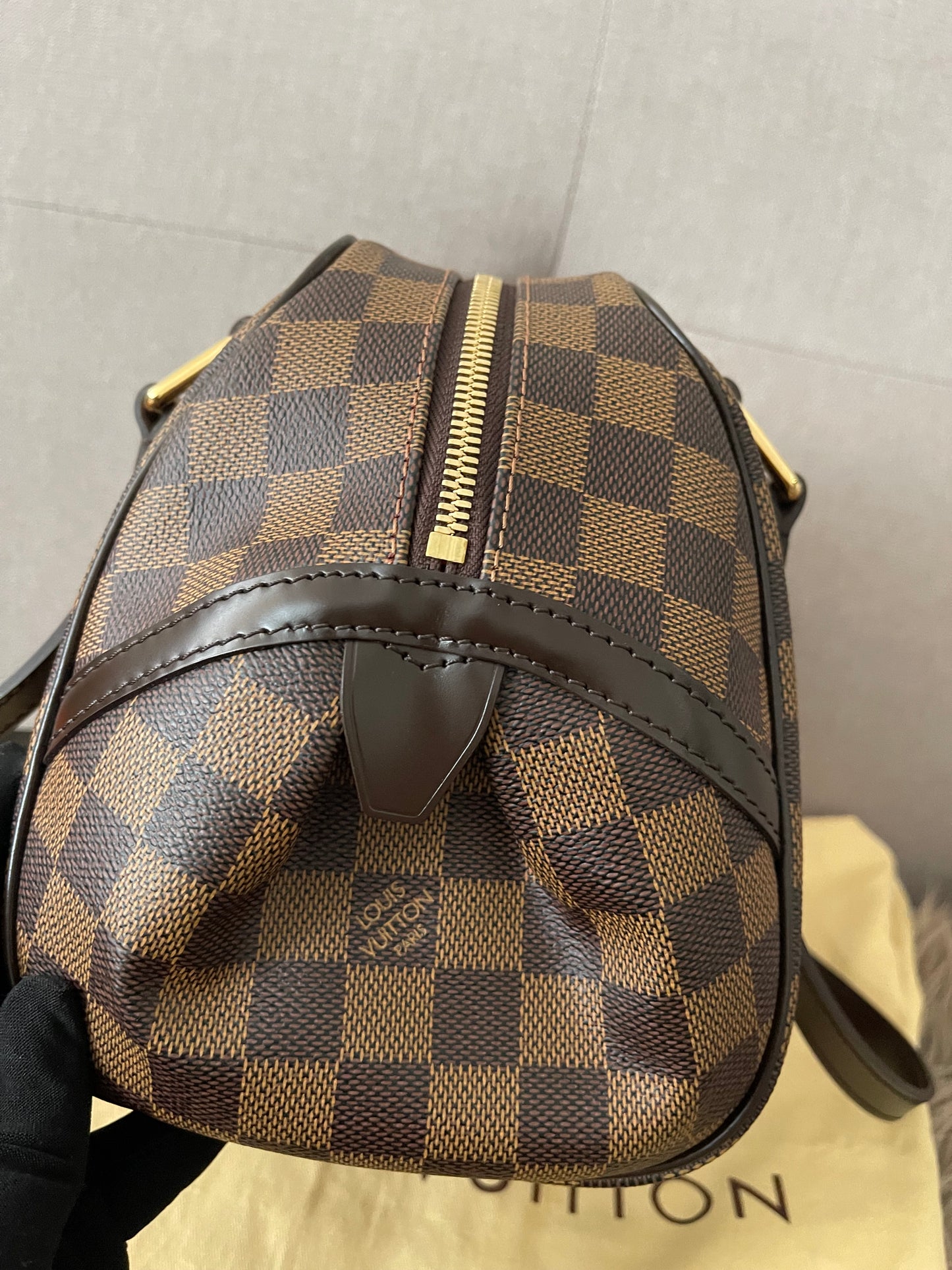 Preloved Authentic Louis Vuitton Damier Rivington PM shoulder bag