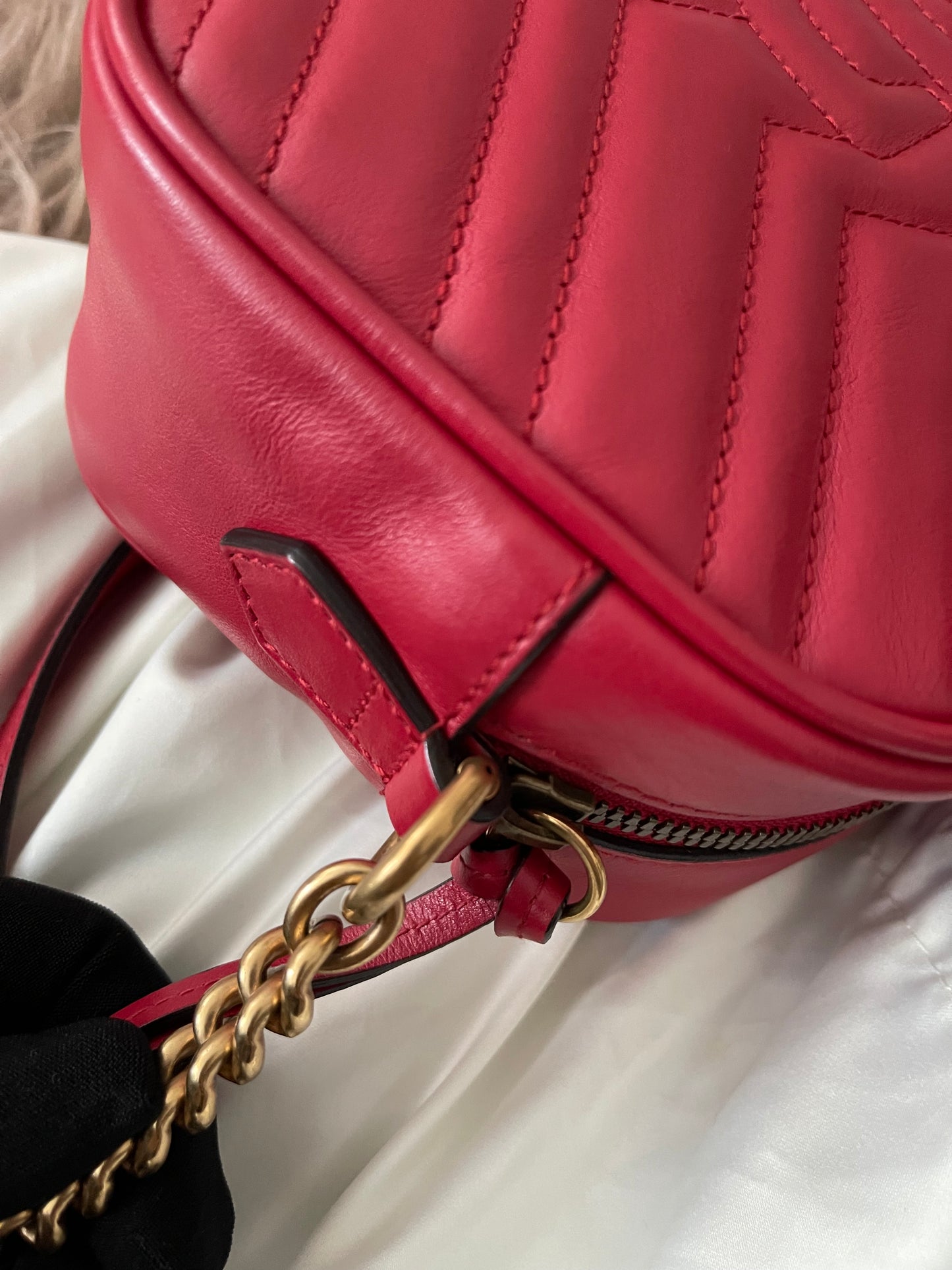 Preloved Authentic Gucci GG Marmont Camera Bag