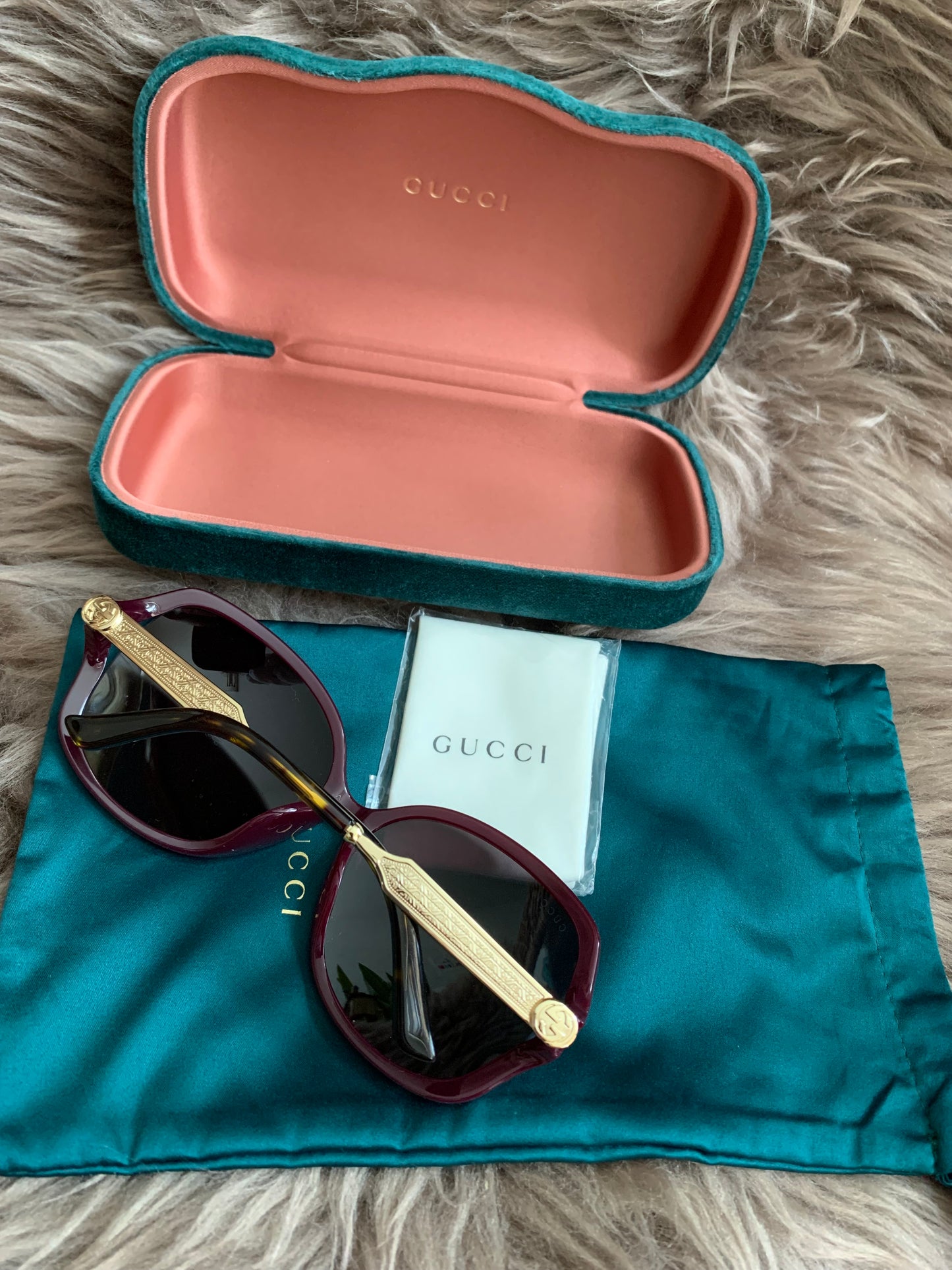 Gucci Burgundy/Black GG00765 Butterfly Sunglasses