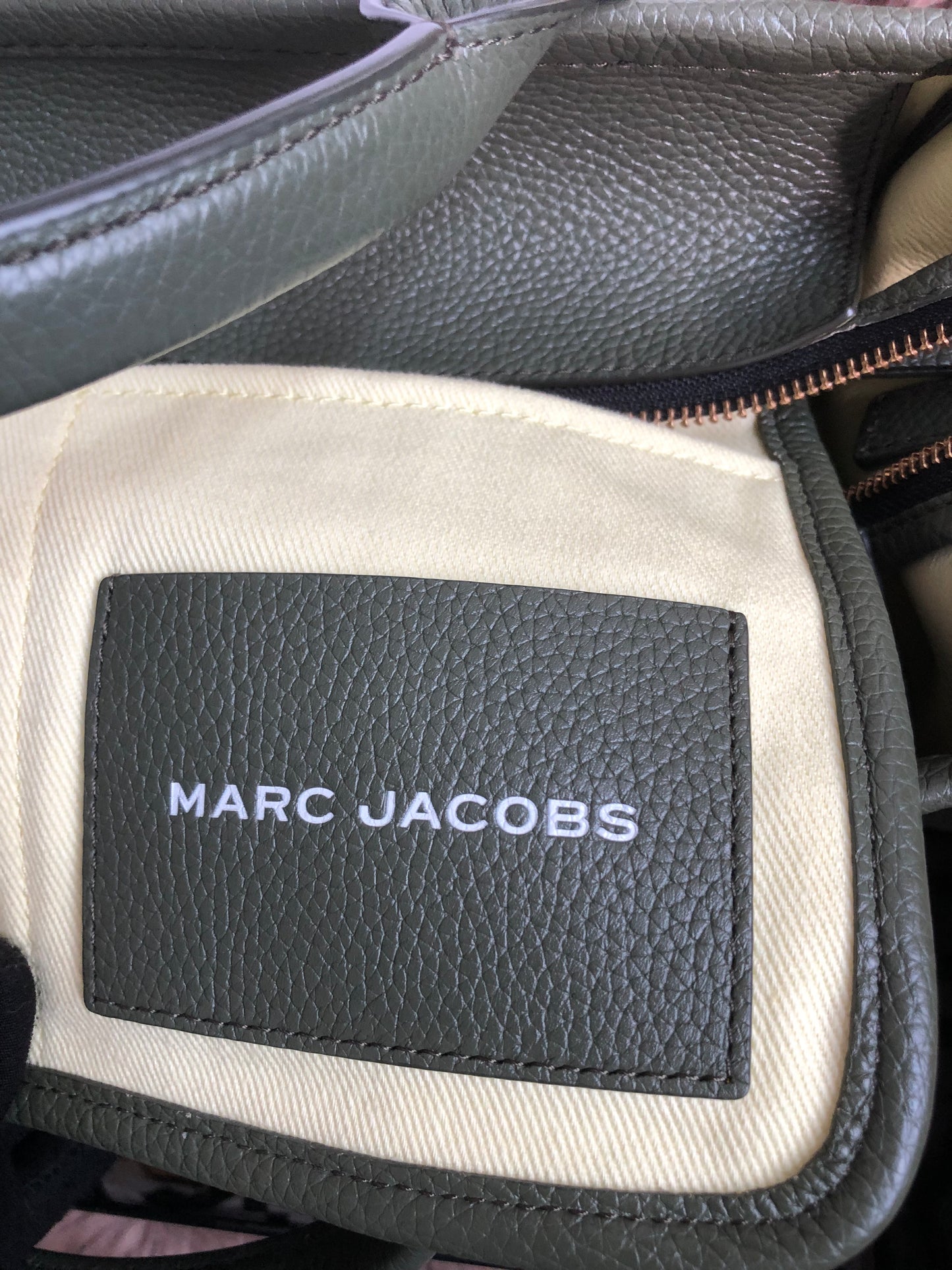 Preloved Marc Jacobs the medium leather tote bag in Green
