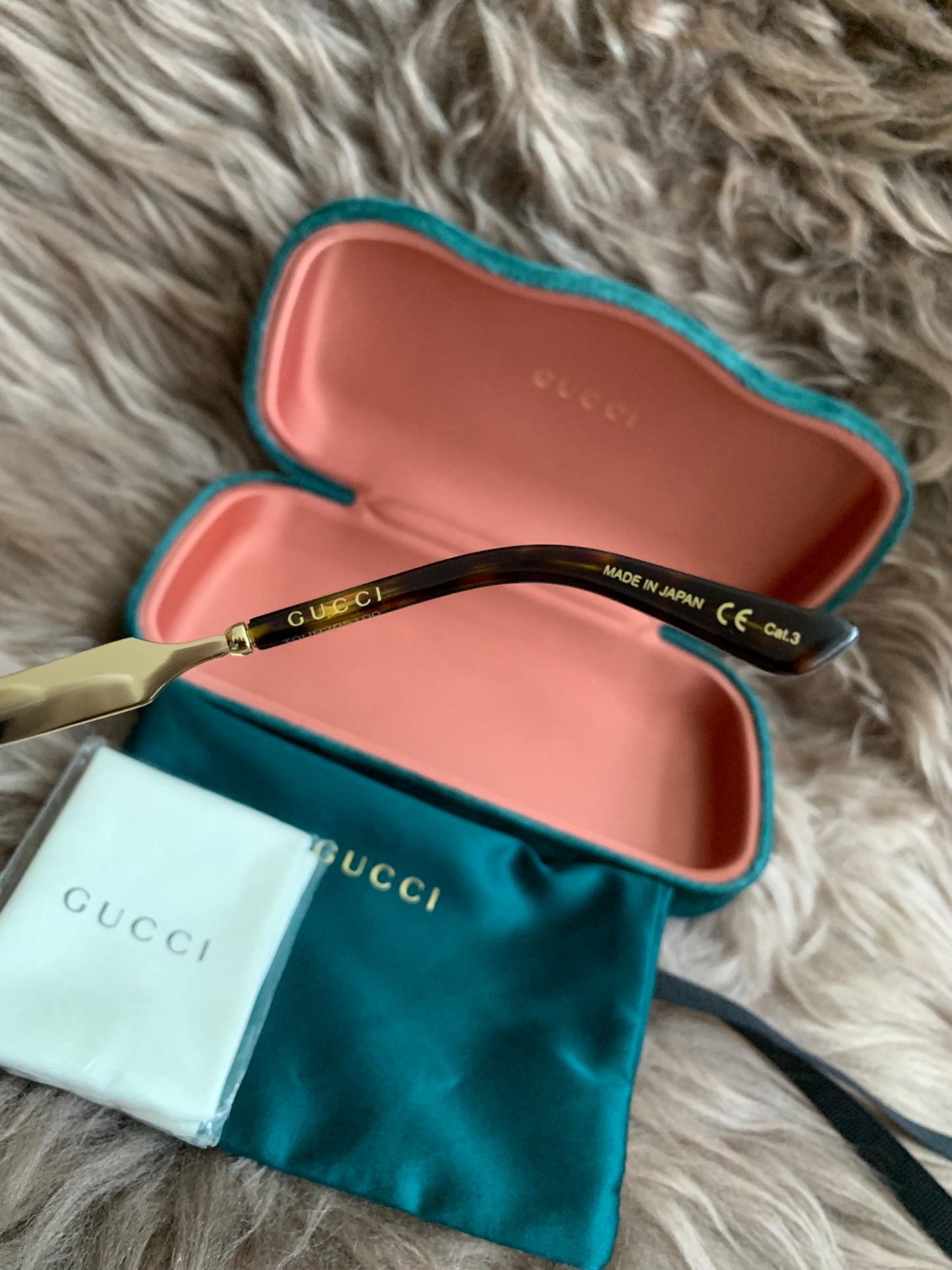 Gucci Burgundy/Black GG00765 Butterfly Sunglasses