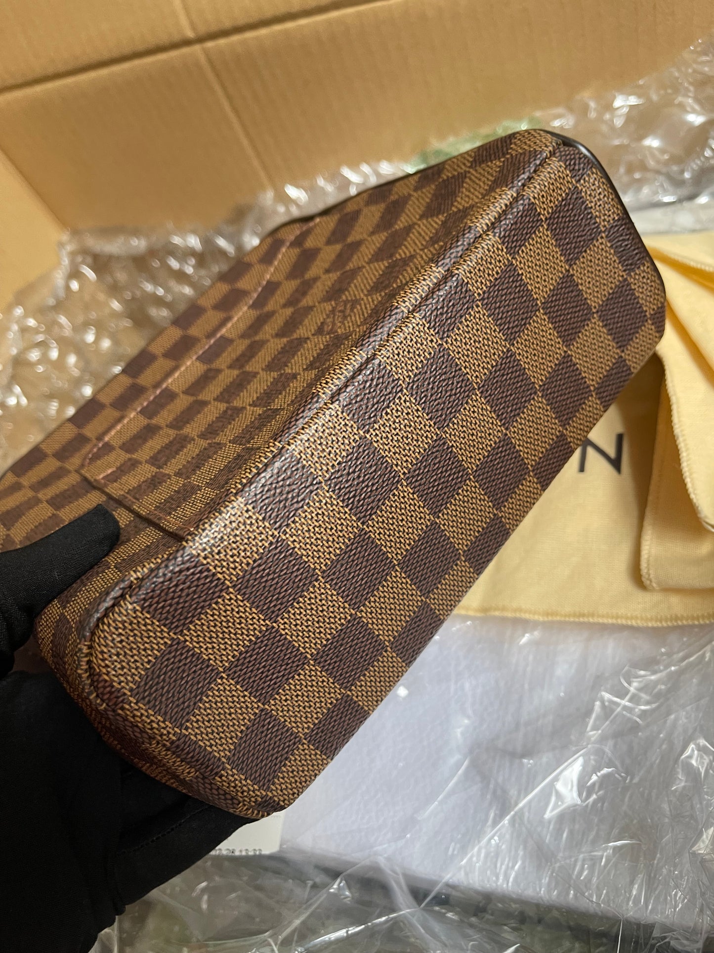 BIG DROP!! Preloved Louis Vuitton 2004 Olav PM shoulder bag