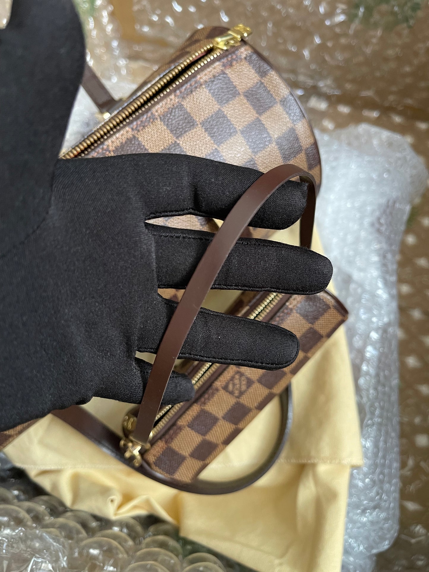 Prelove Louis Vuitton Pre-Owned
1990-2000s Papillon 30 w/provided strap