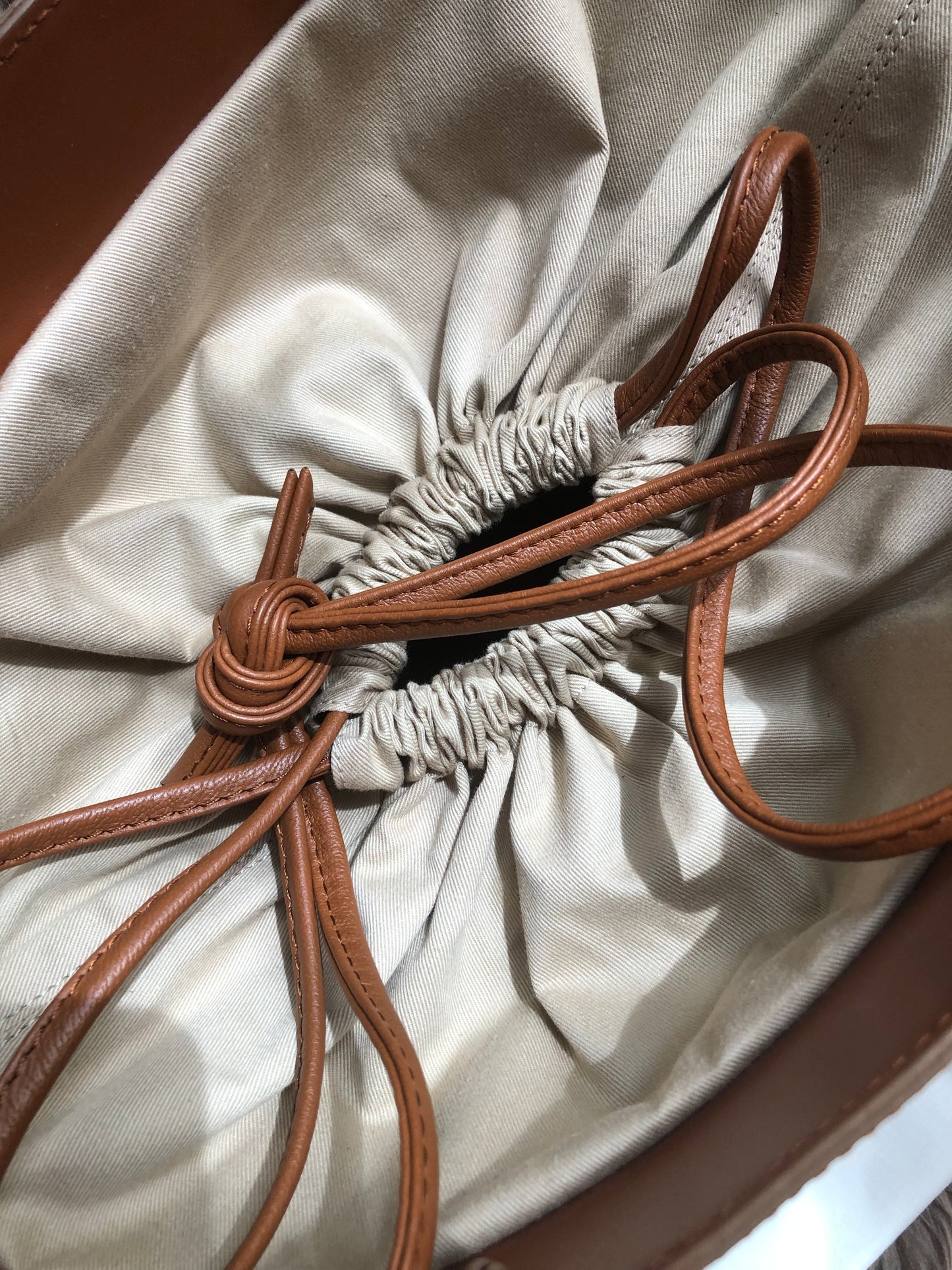 Preloved SEE BY CHLOÉ Cecilia Fringed Leather Bucket Bag