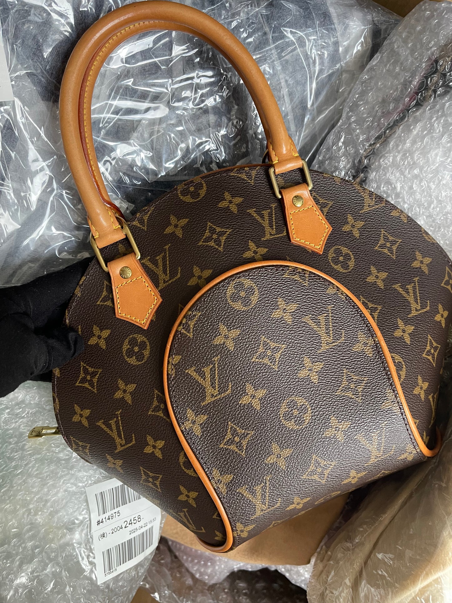 BIG DROP! Preloved Louis Vuitton 2000 Ellipse PM handbag w/provided strap