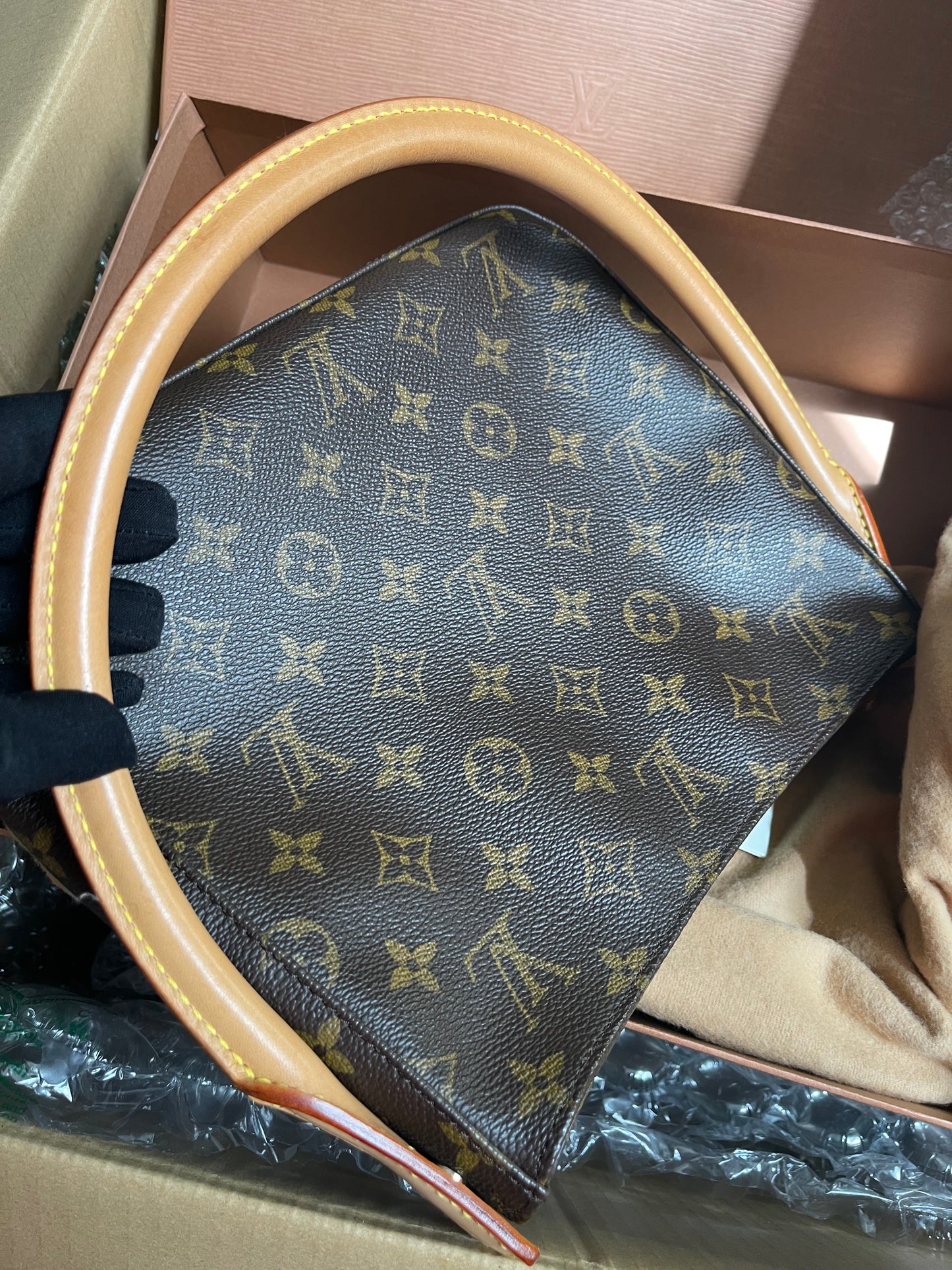 Preloved Louis Vuitton Mini looping