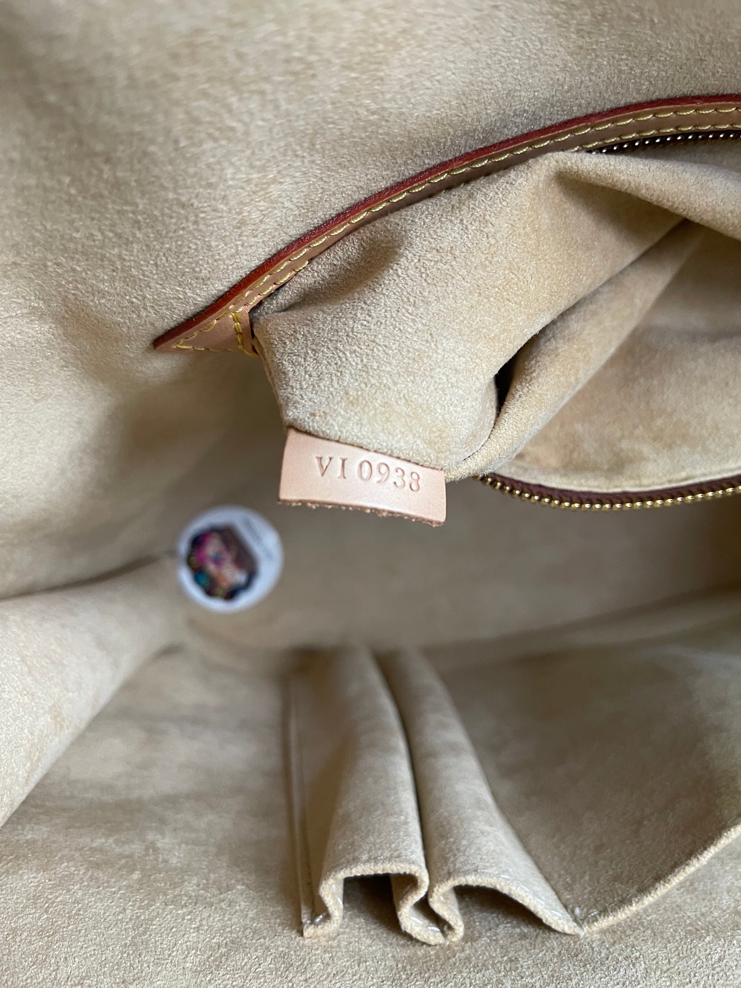 🔥 Big Drop Alert + Extra Discount! 🔥 Preloved Louis Vuitton 2006 Babylone tote bag