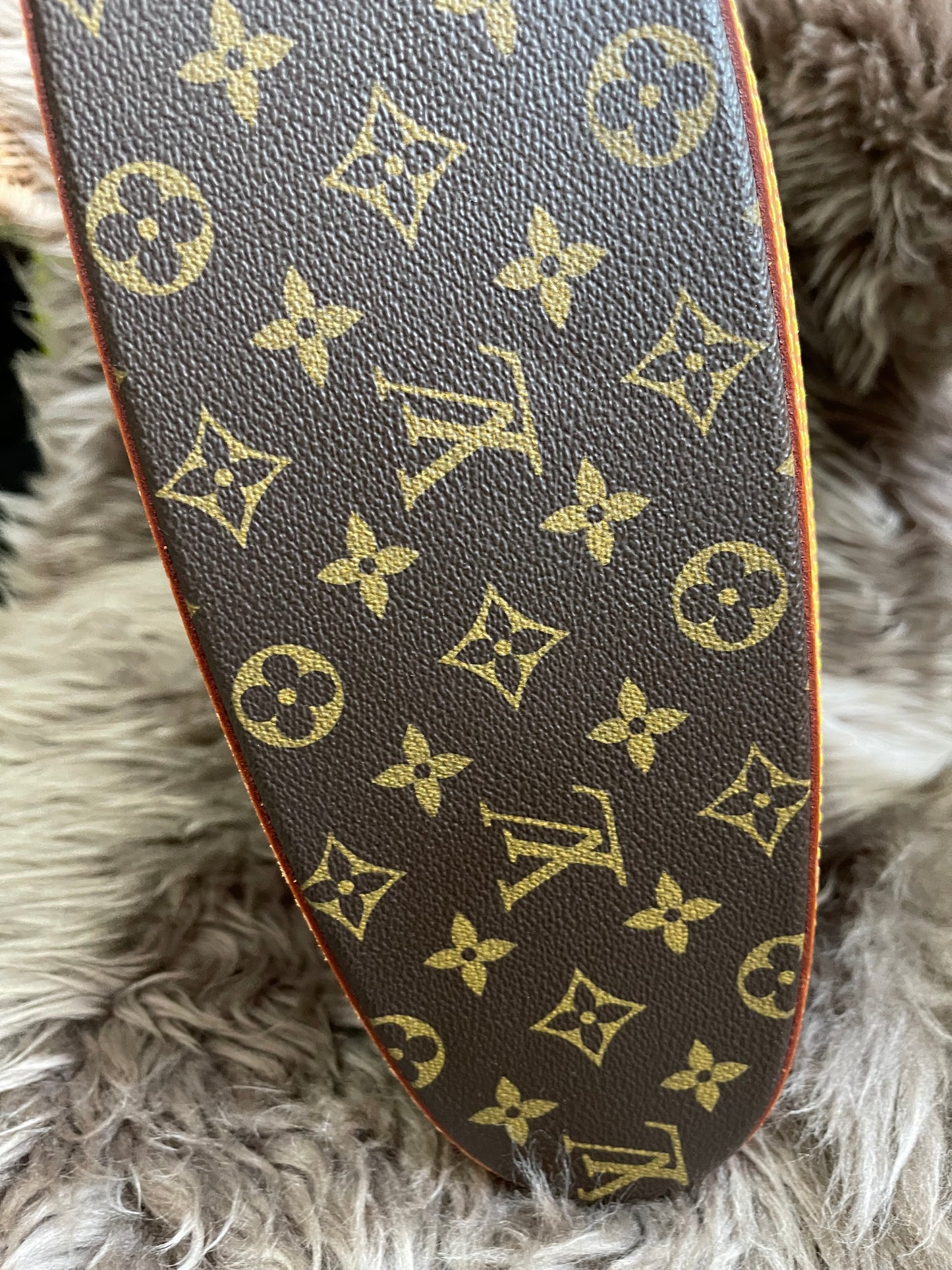 🔥 Big Drop Alert + Extra Discount! 🔥 Preloved Louis Vuitton 2006 Babylone tote bag