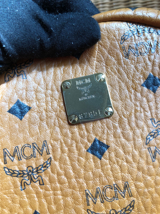 Preloved MCM Stark Side Studs Backpack