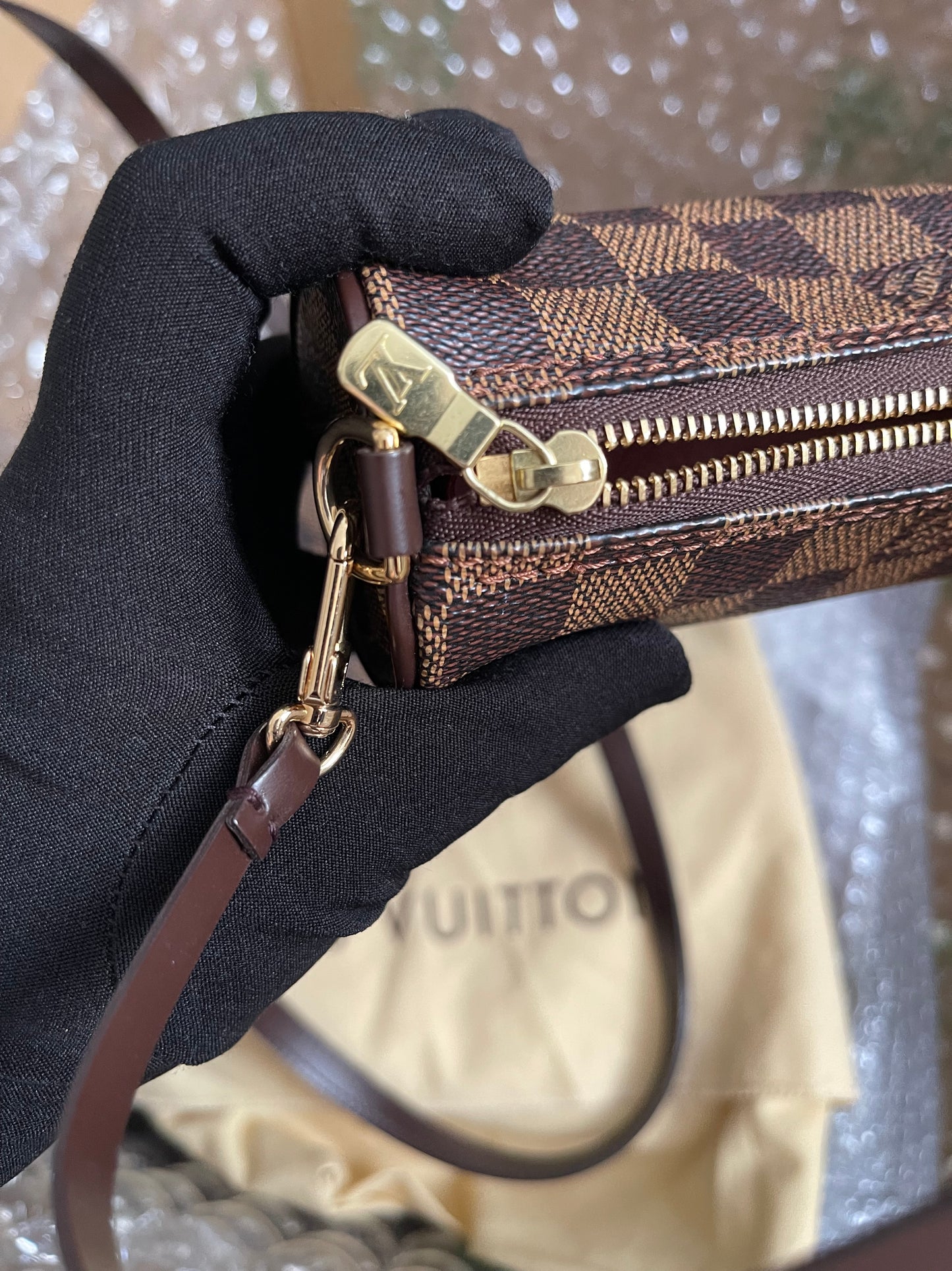 Prelove Louis Vuitton Pre-Owned
1990-2000s Papillon 30 w/provided strap