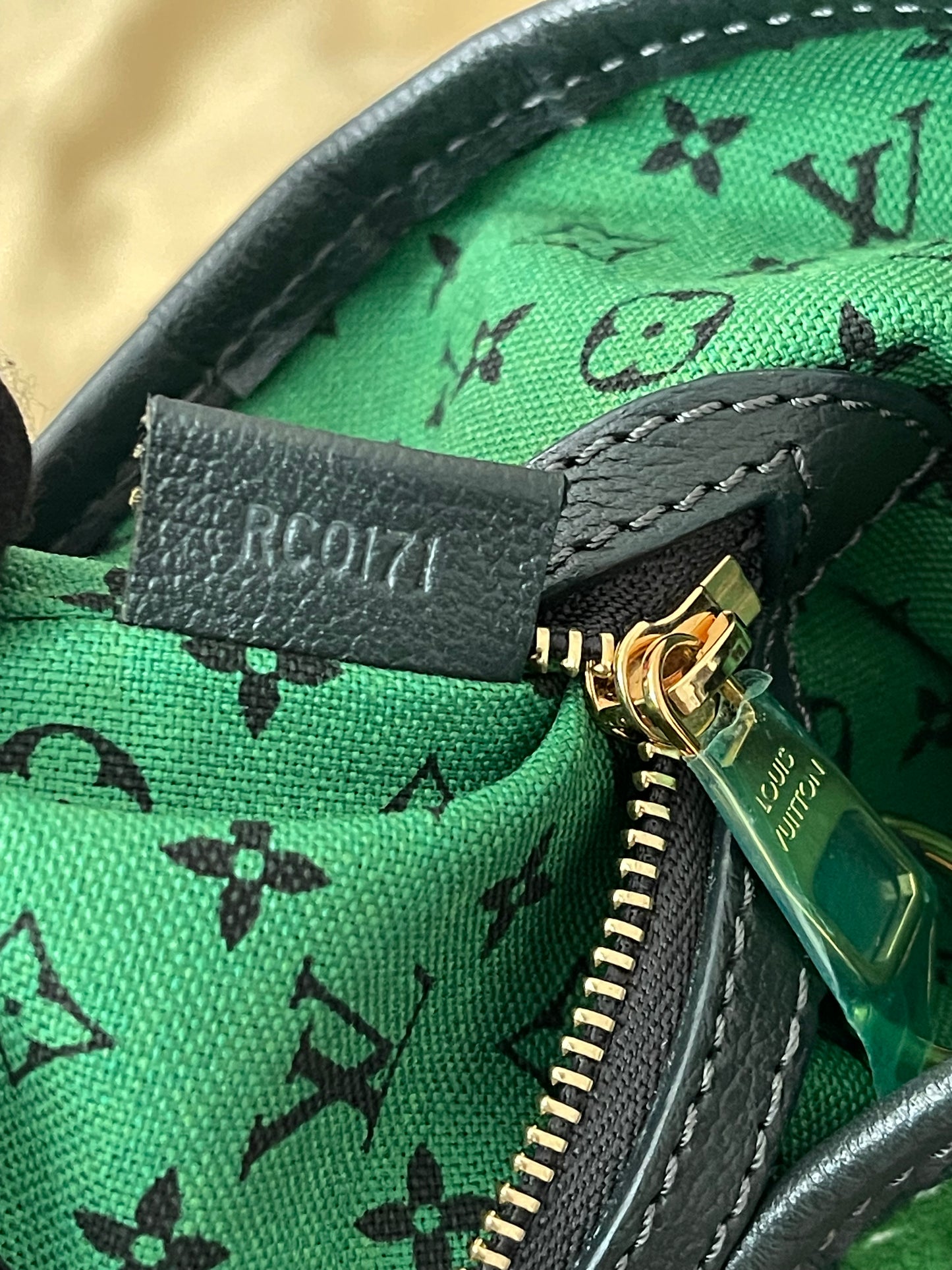 Preloved Authentic Louis Vuitton Ailleurs Adventure Cabas PM ( Limited Edition )