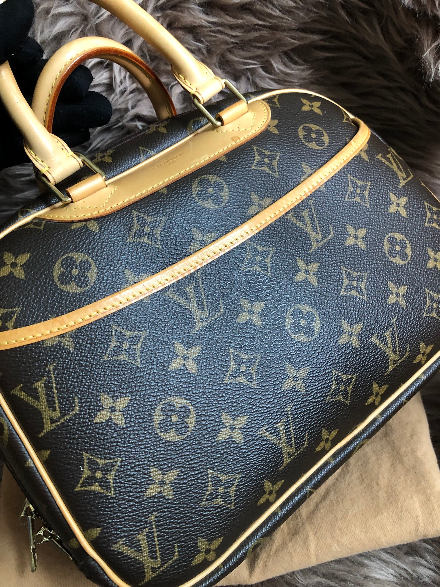Preloved LOUIS VUITTON Monogram Trouville