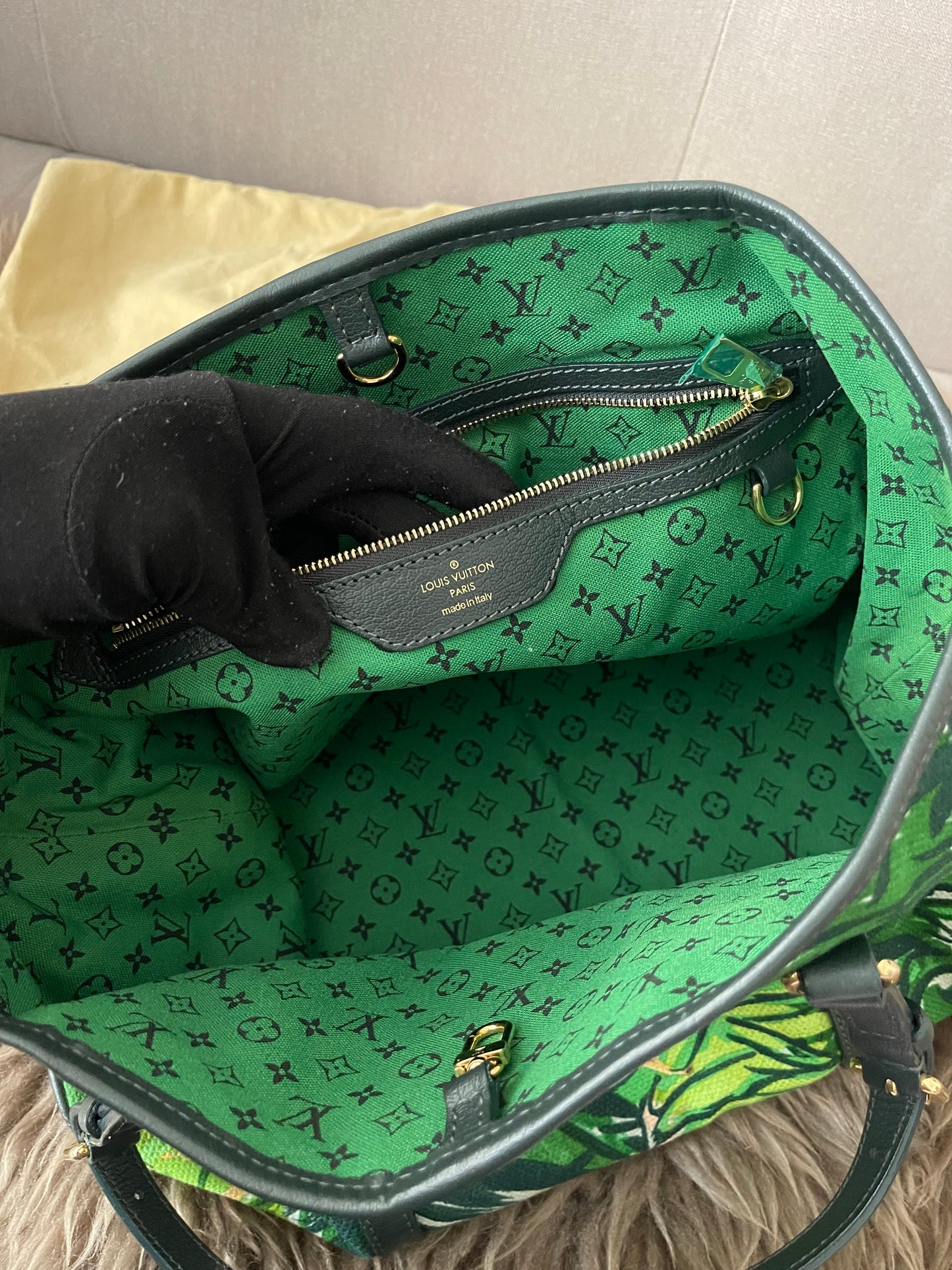 Preloved Authentic Louis Vuitton Ailleurs Adventure Cabas PM ( Limited Edition )