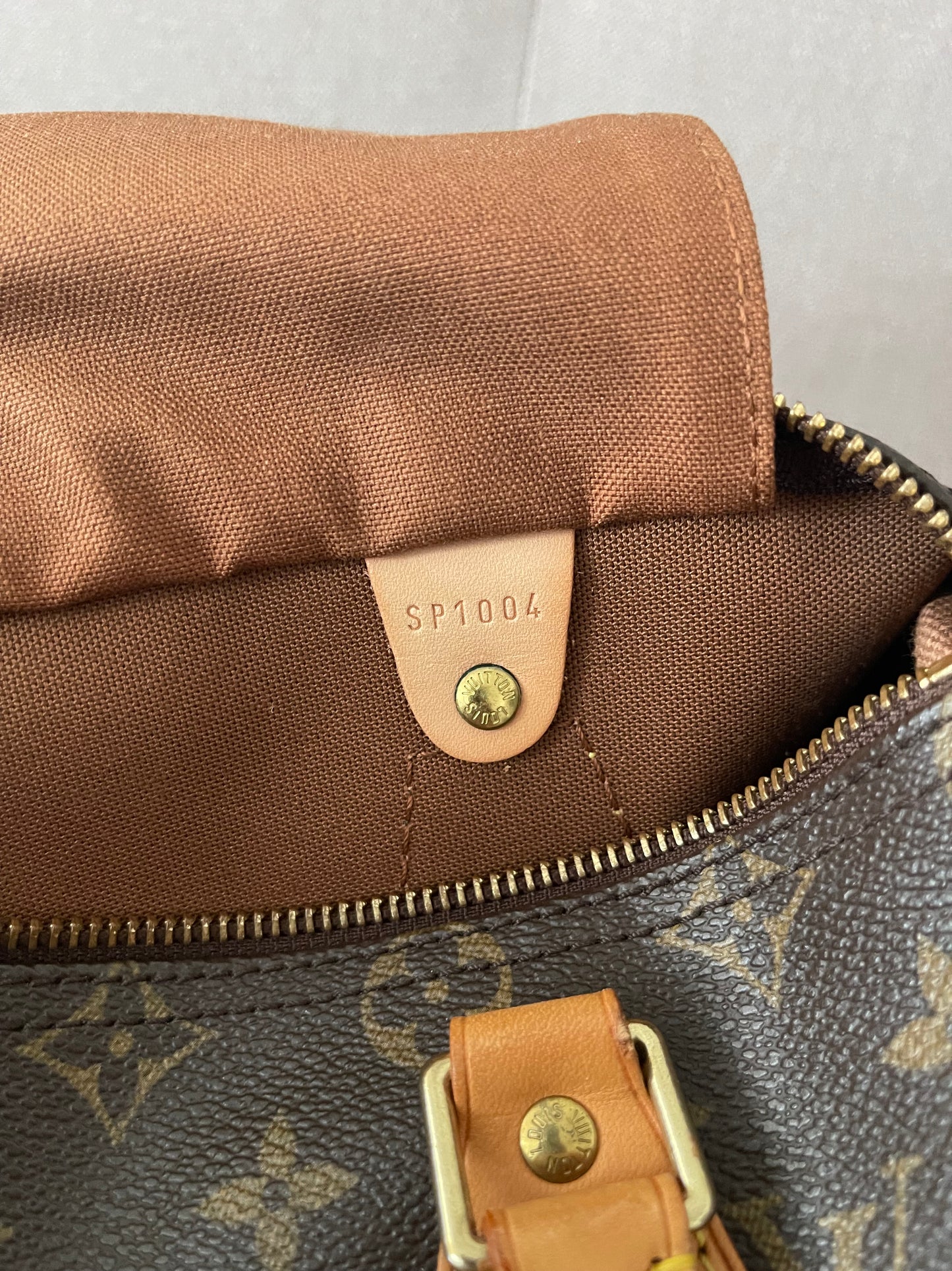 Preloved Authentic Louis Vuitton Speedy 25