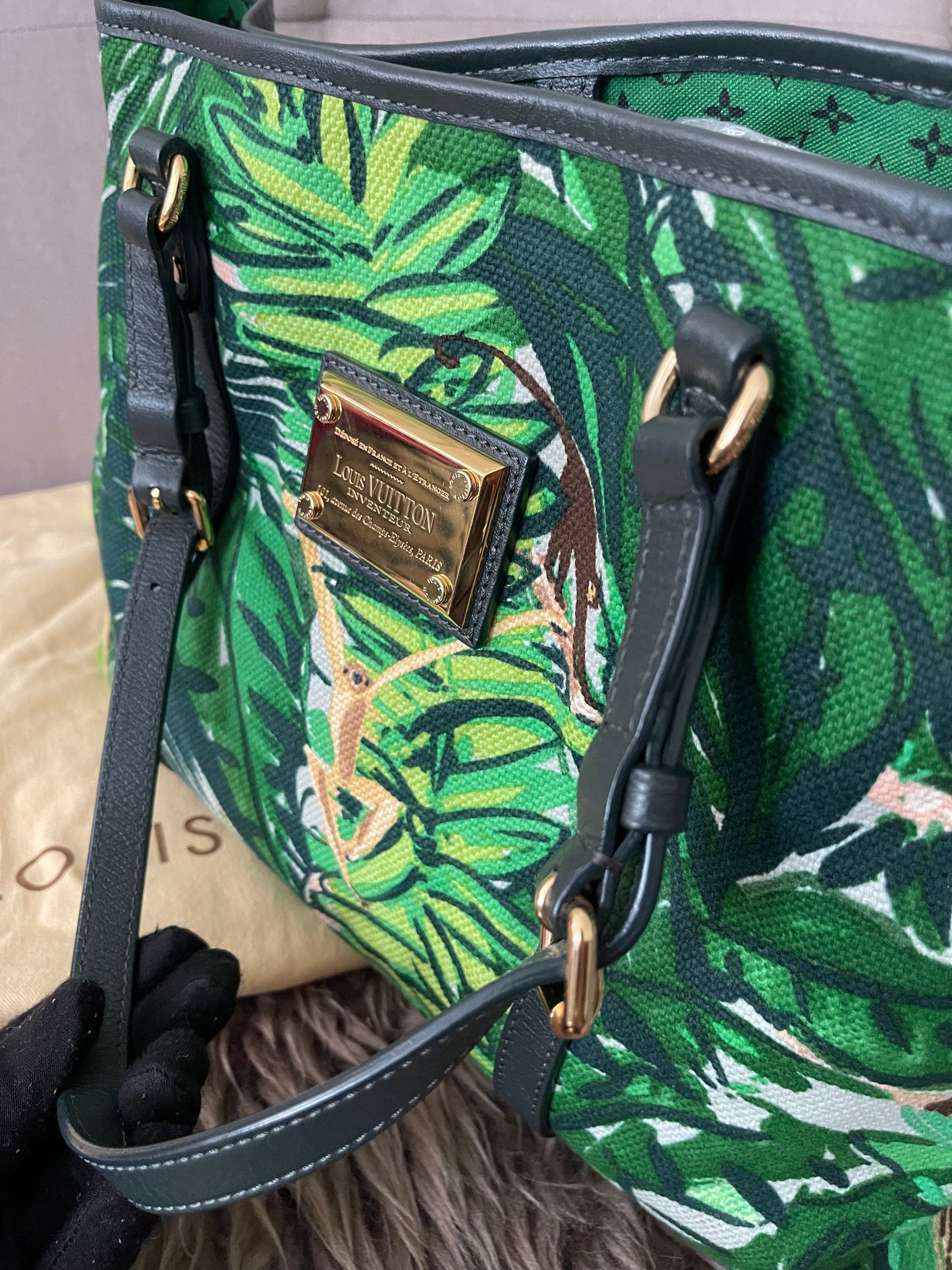 Preloved Authentic Louis Vuitton Ailleurs Adventure Cabas PM ( Limited Edition )