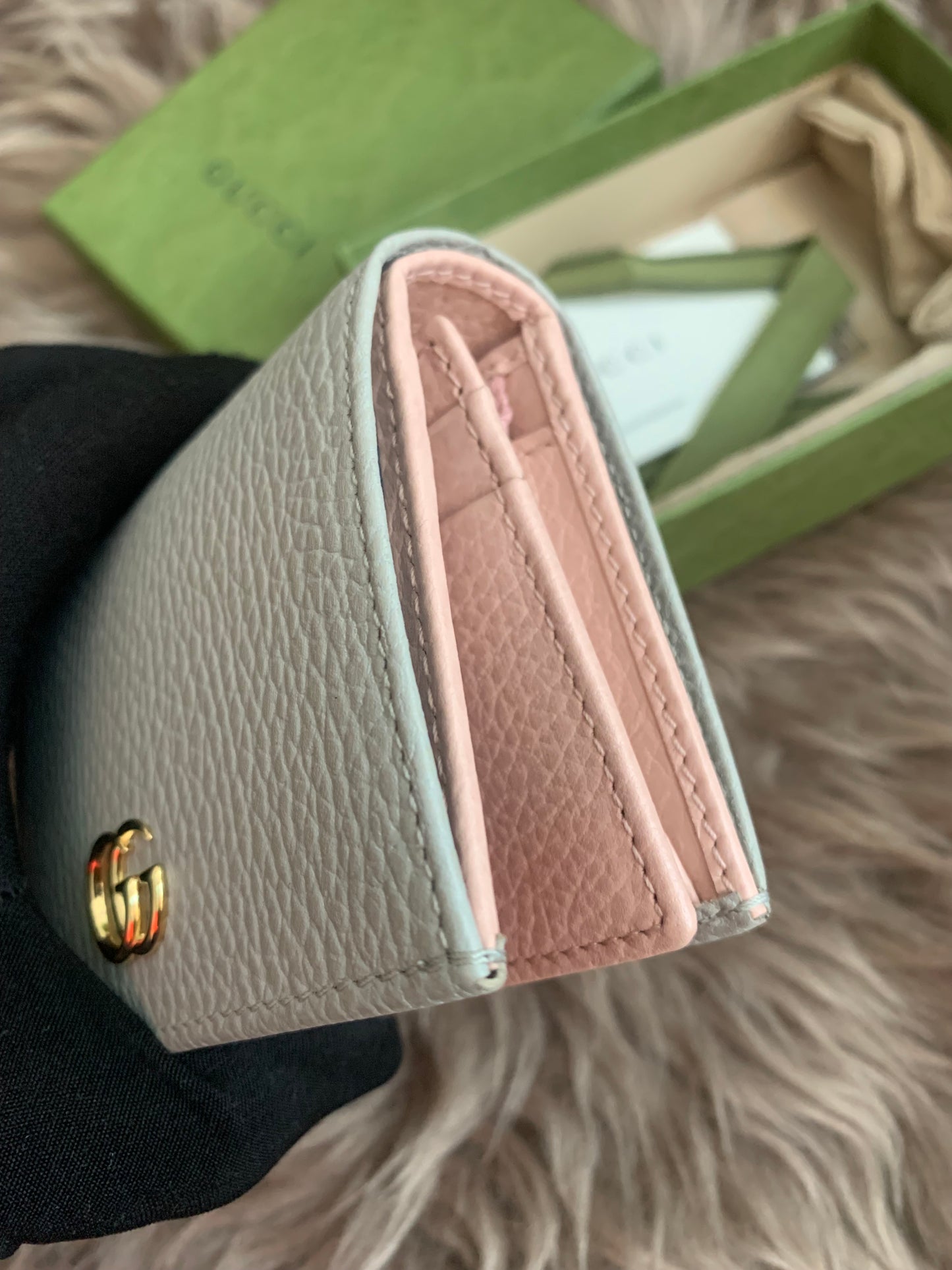 Gucci
GG Marmont card case wallet