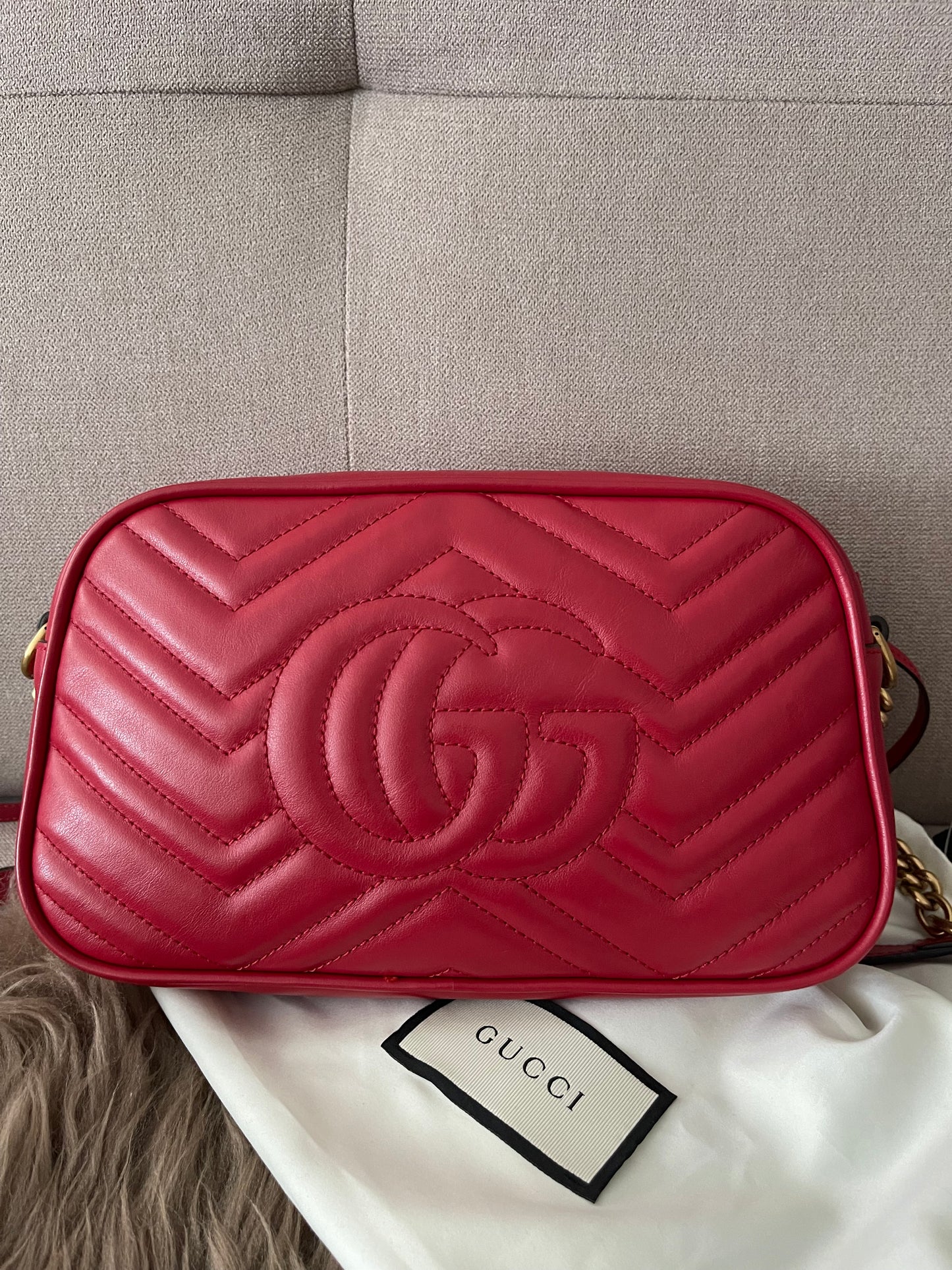 Preloved Authentic Gucci GG Marmont Camera Bag