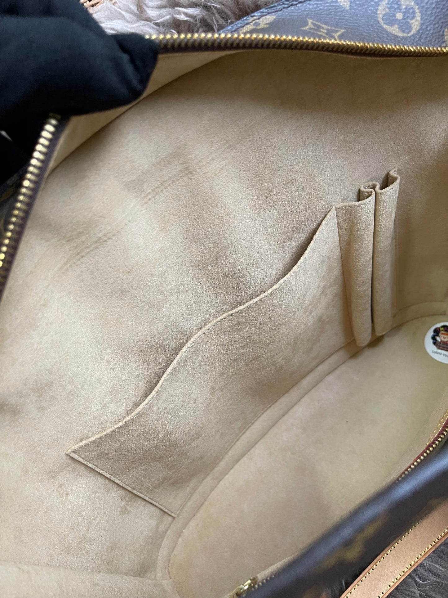 🔥 Big Drop Alert + Extra Discount! 🔥 Preloved Louis Vuitton 2006 Babylone tote bag