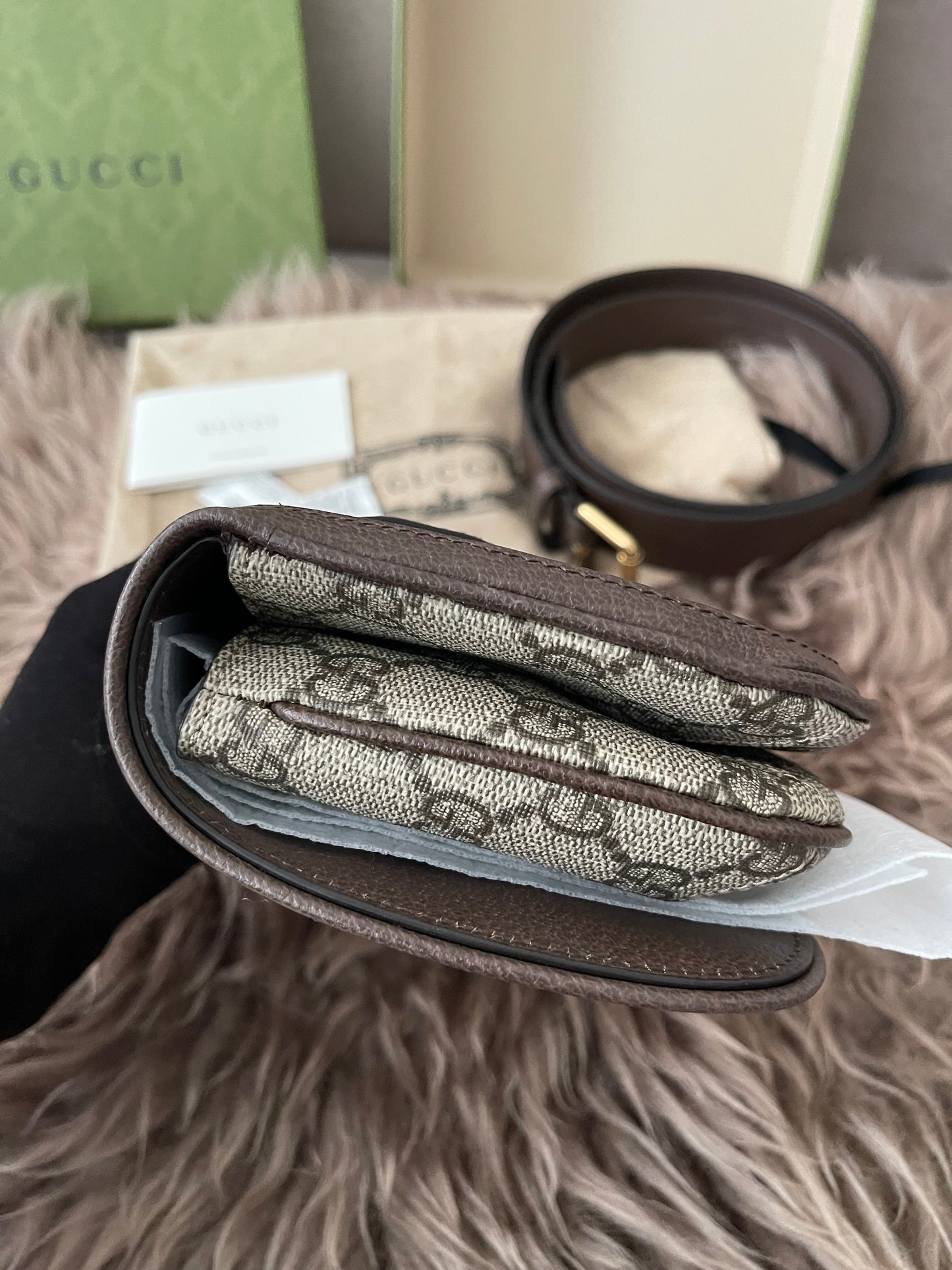 Preloved Authentic Unused Gucci Blondie Belt Bag