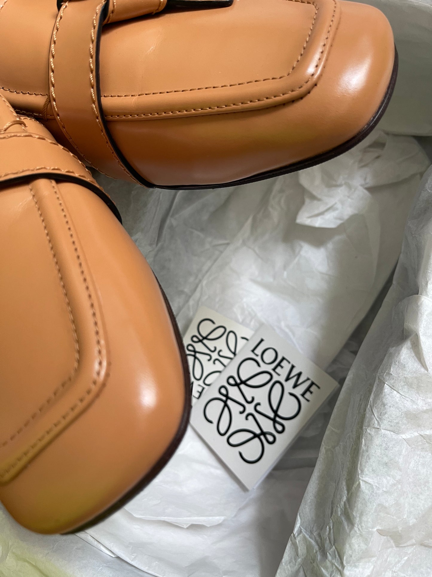 Loewe mule