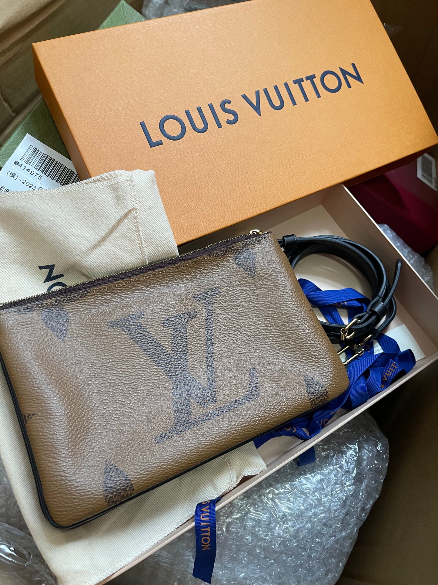 Preloved Louis Vuitton Monogram Giant Reverse Pochette Double Zip Crossbody Bag