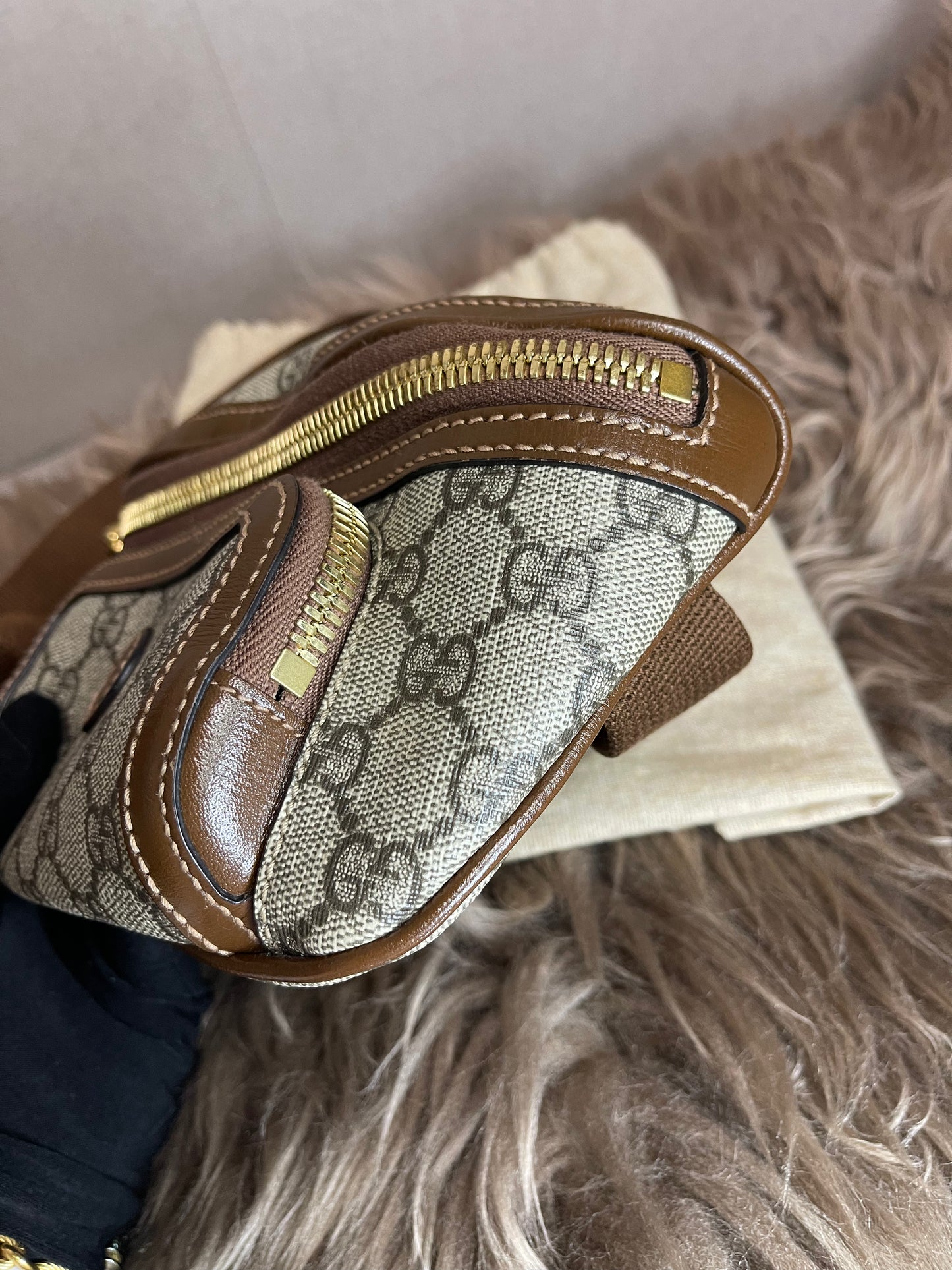 Preloved Gucci Mini Belt Bag – GG Supreme Canvas