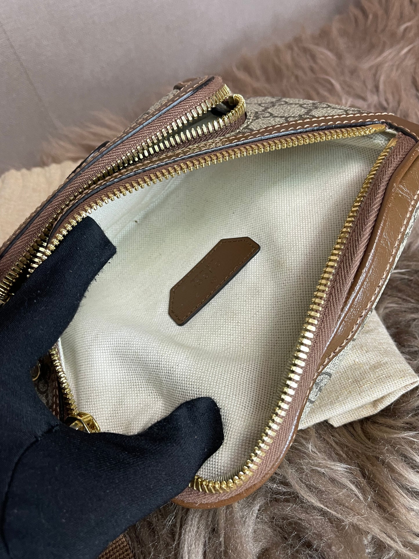 Preloved Gucci Mini Belt Bag – GG Supreme Canvas