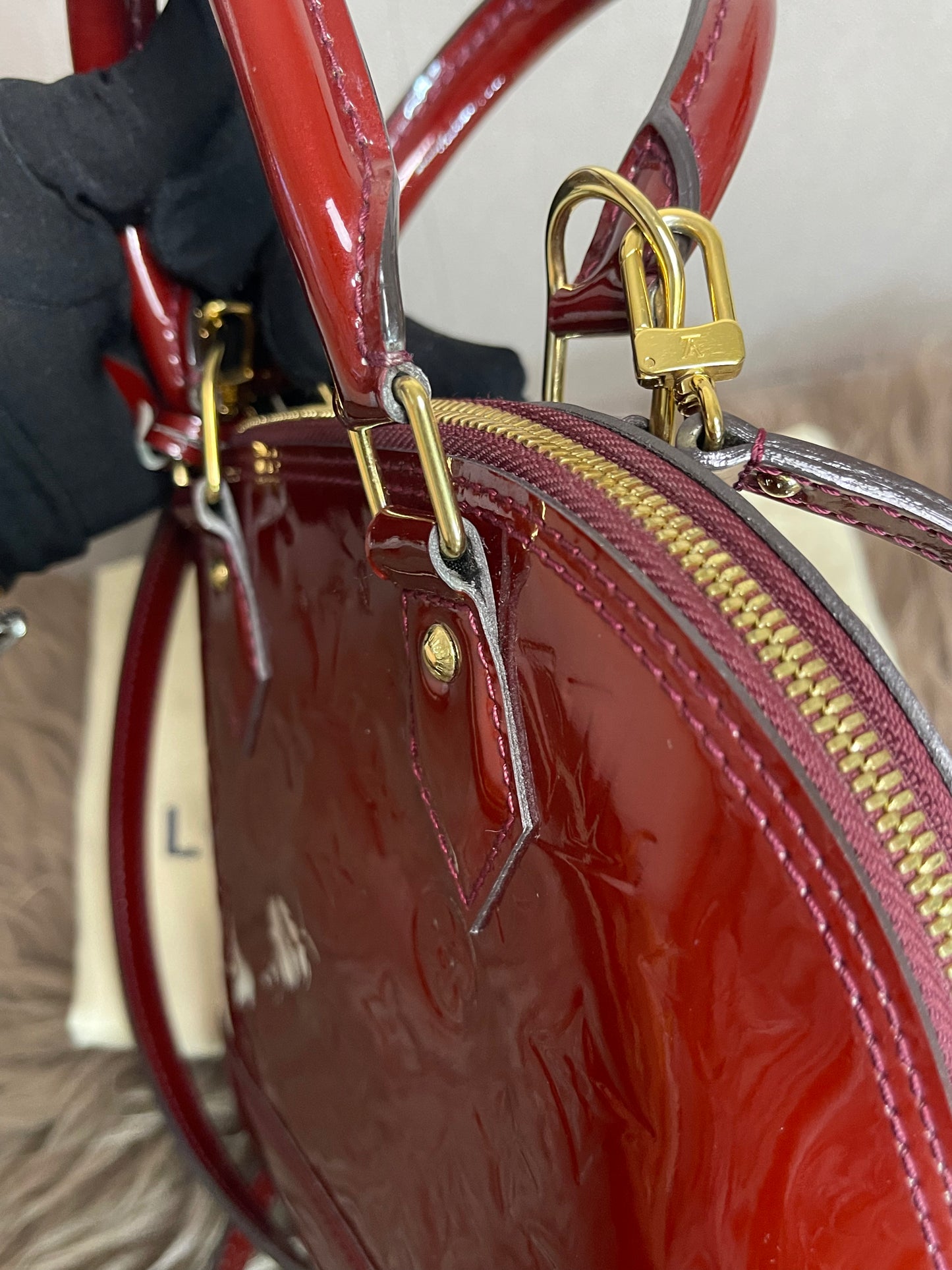 Preloved Louis Vuitton Vernis Alma BB – Red