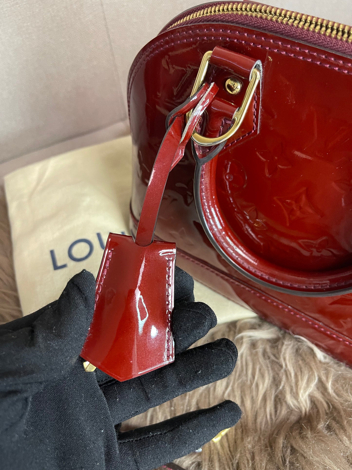 Preloved Louis Vuitton Vernis Alma BB – Red