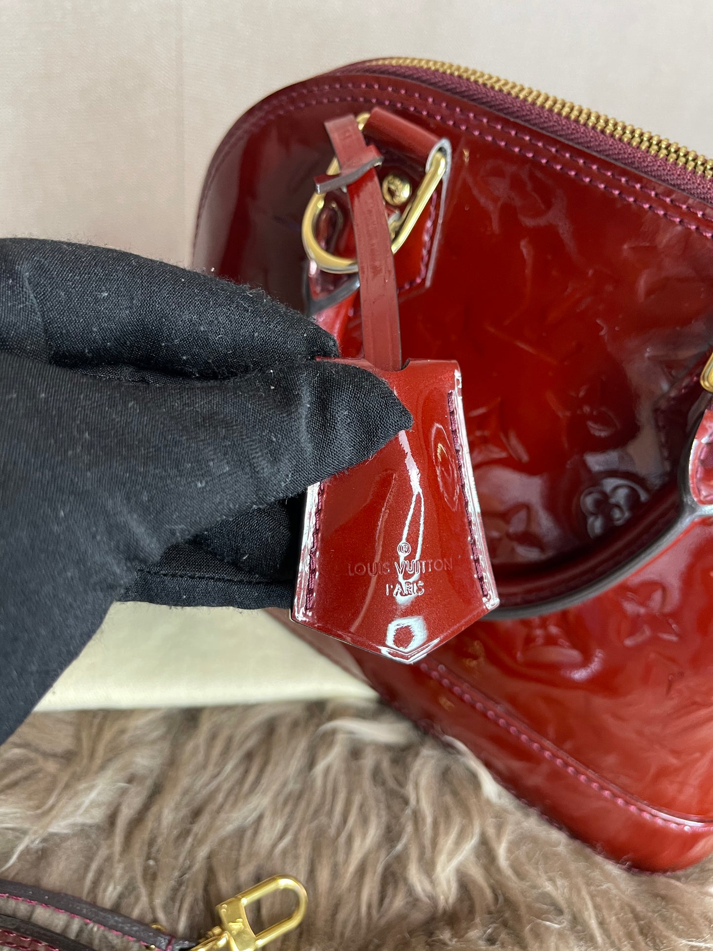 Preloved Louis Vuitton Vernis Alma BB – Red