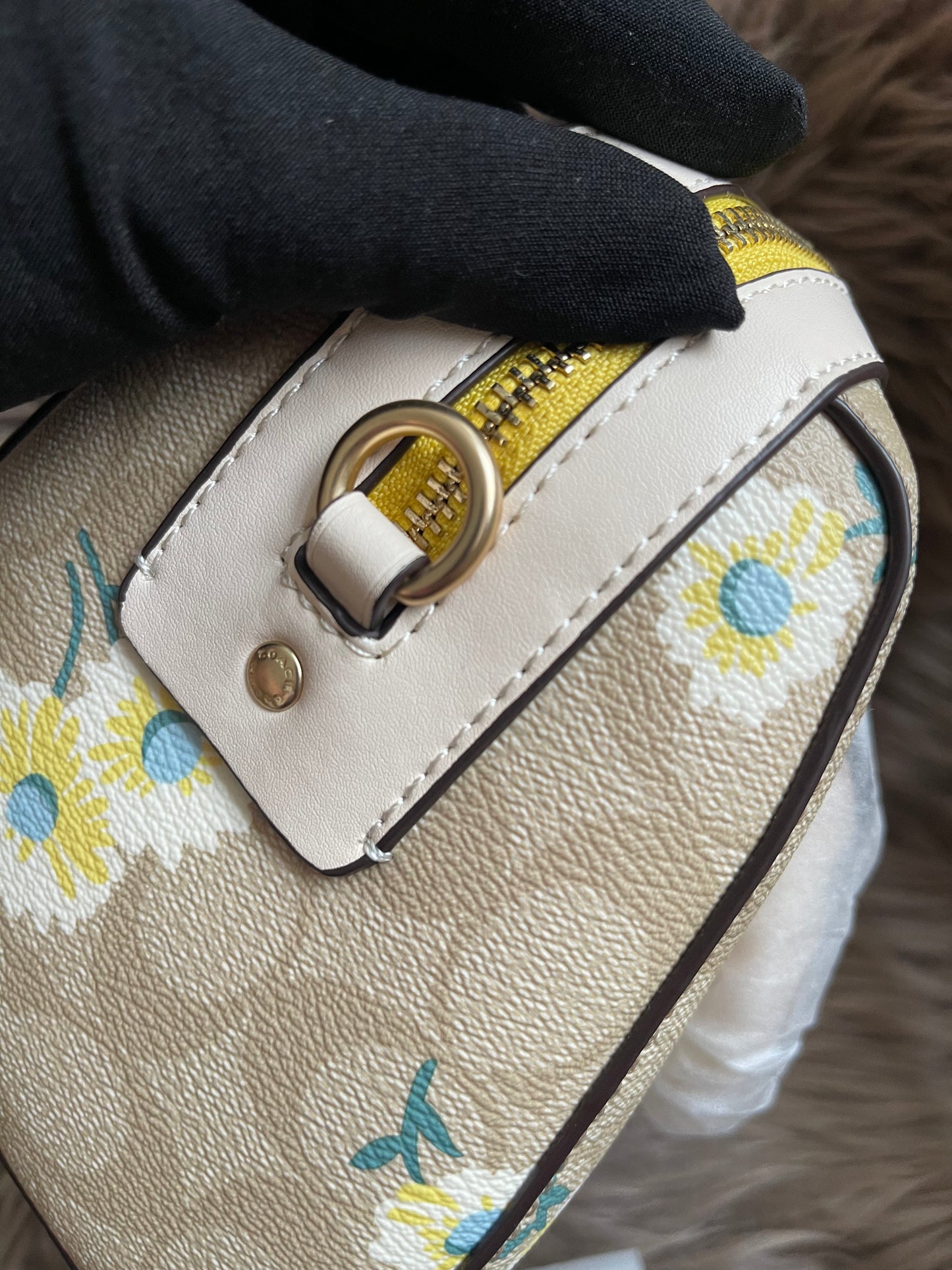 Unused Coach C2849 Rowan Satchel in Signature Canvas with Daisy Print