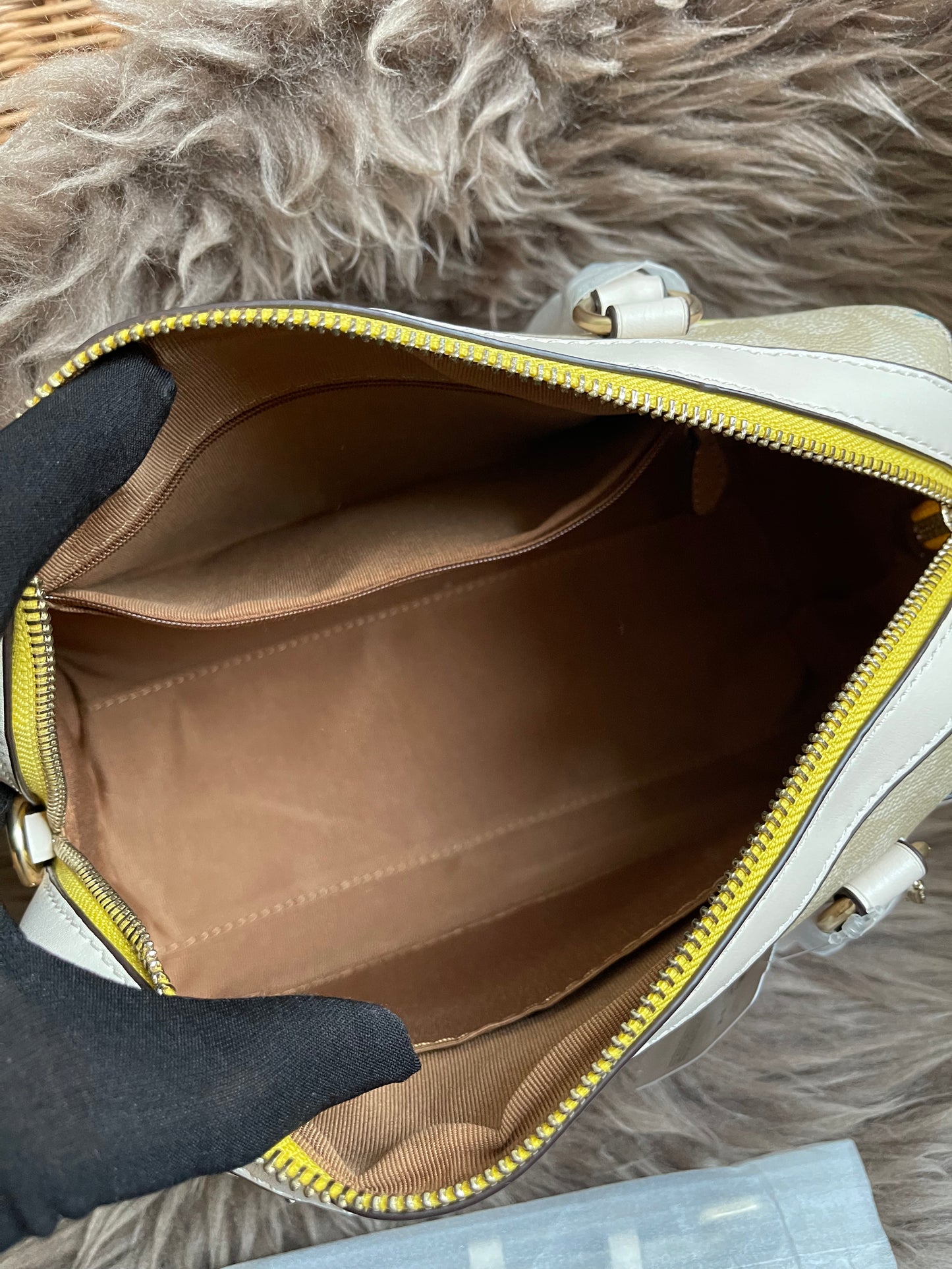 Unused Coach C2849 Rowan Satchel in Signature Canvas with Daisy Print