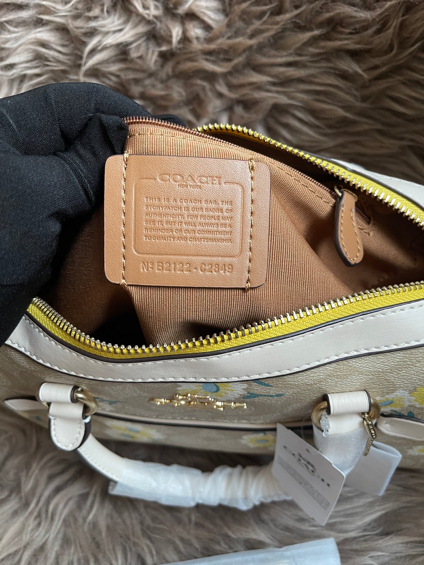 Unused Coach C2849 Rowan Satchel in Signature Canvas with Daisy Print