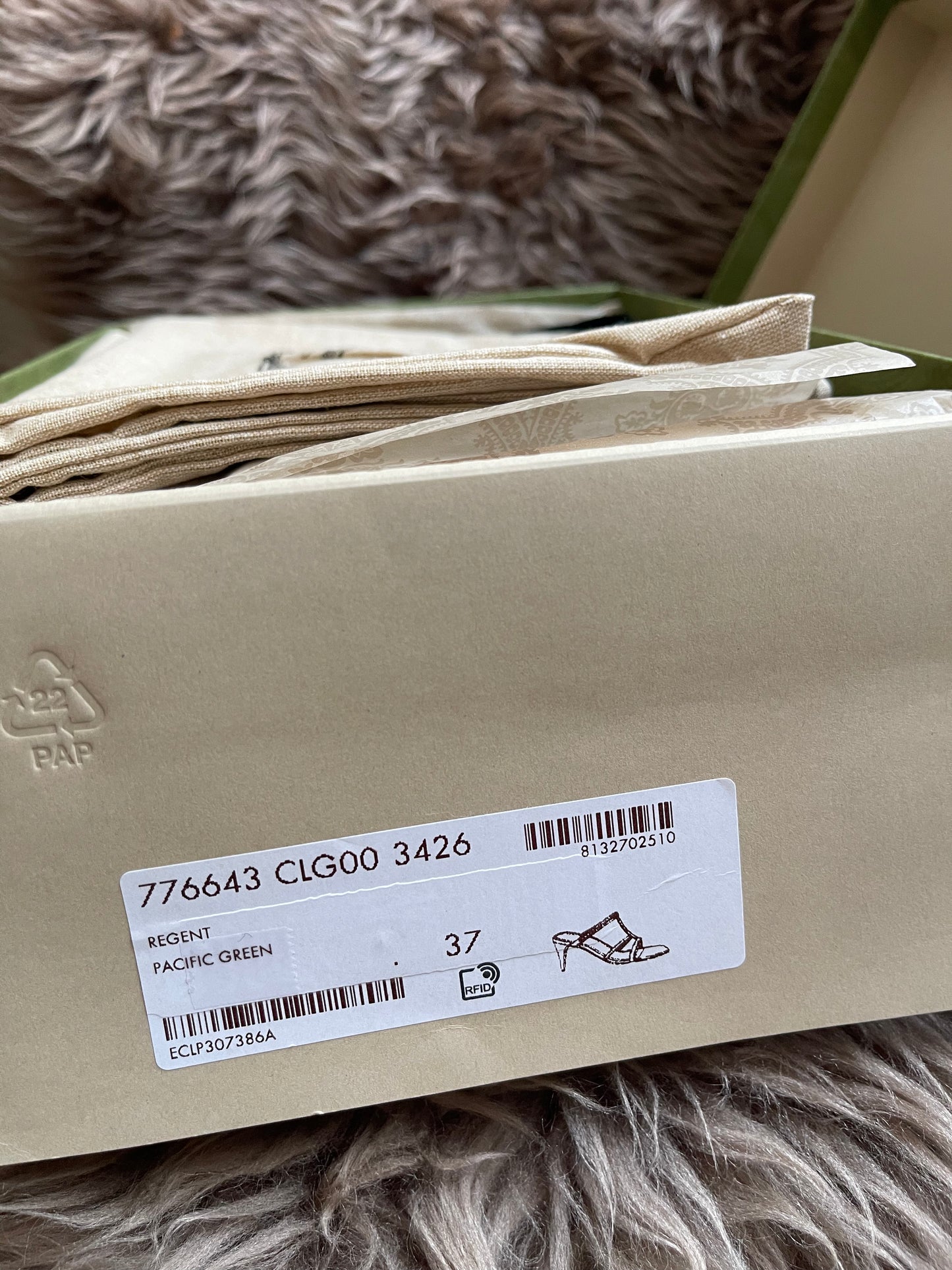 Unused Gucci Horsebit Divine Sandals 37